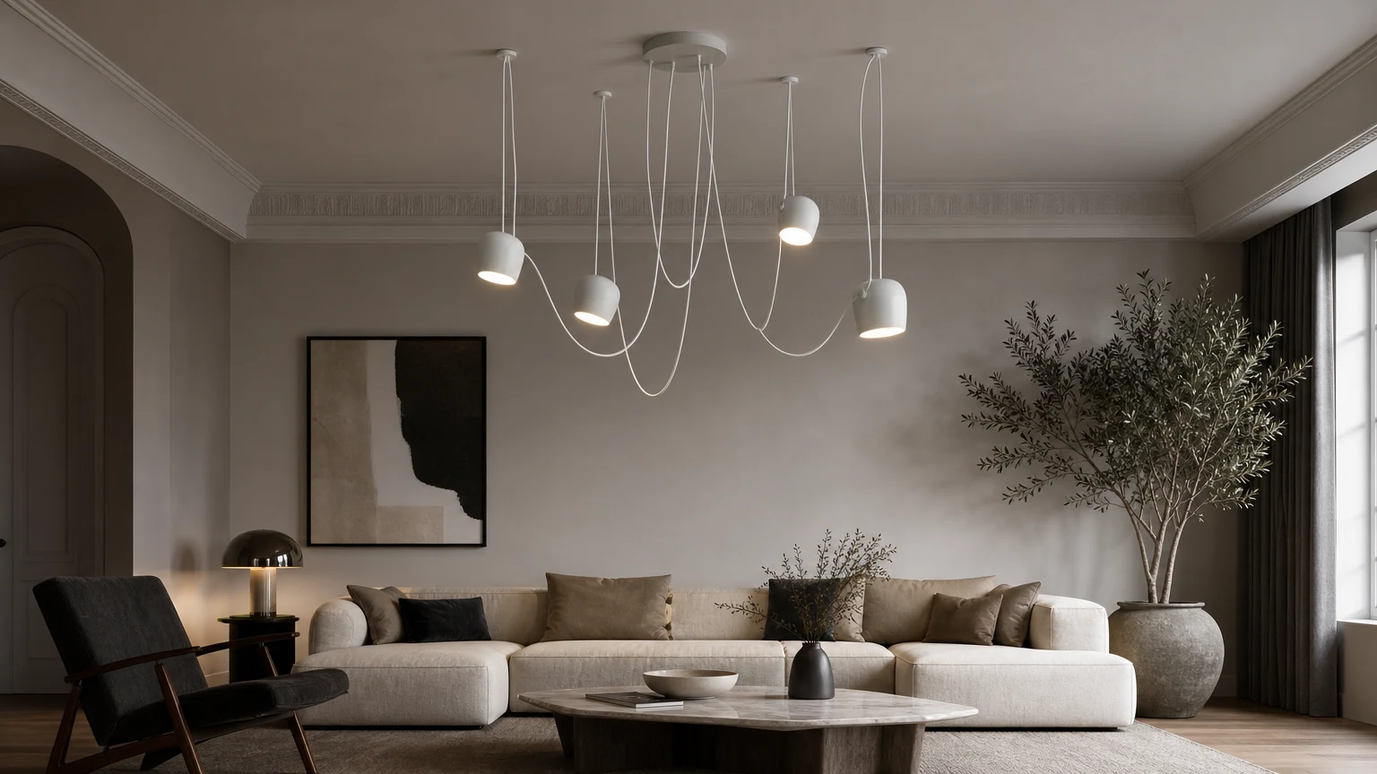 Minimalistyczna wielogłowicowa lampa wisząca w nowoczesnym wnętrzu