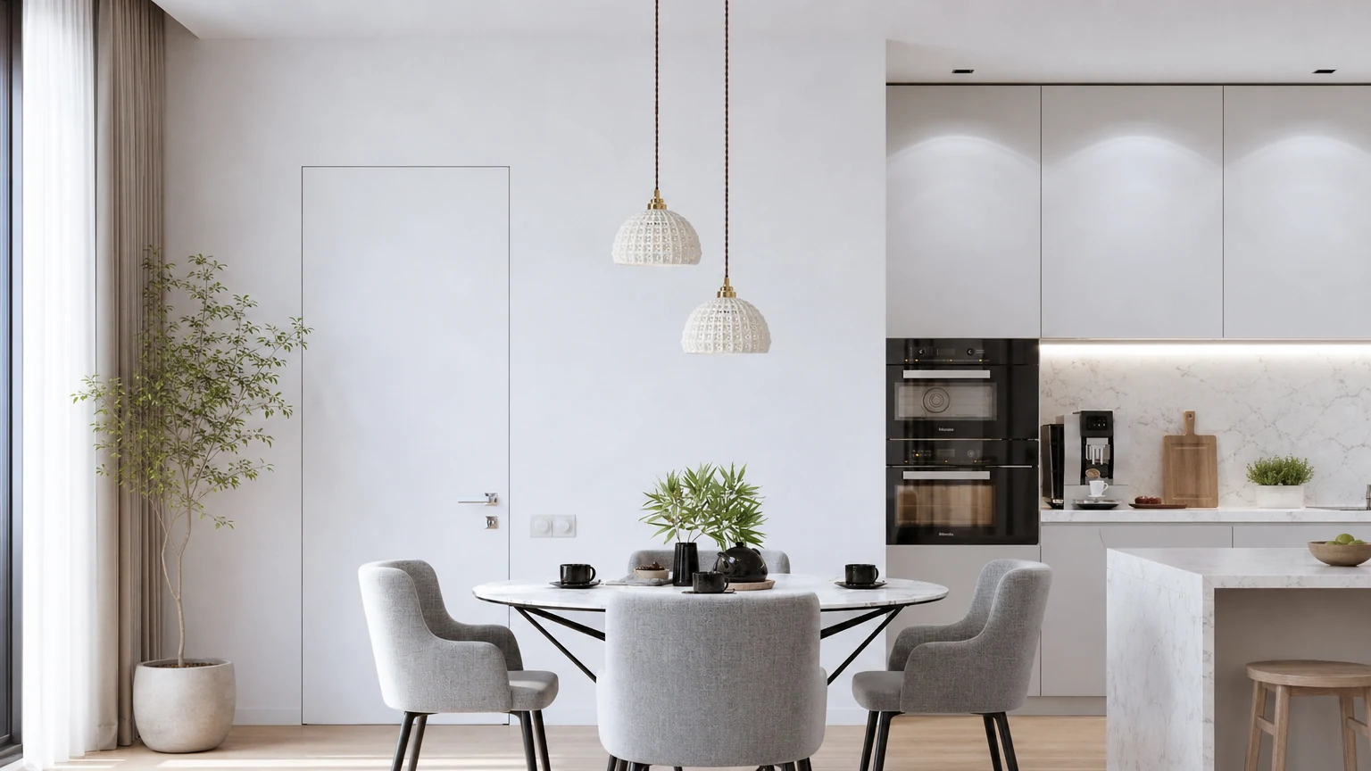 Lampada a sospensione in ceramica a forma di cesto di fiori in un'atmosfera calda e accogliente.