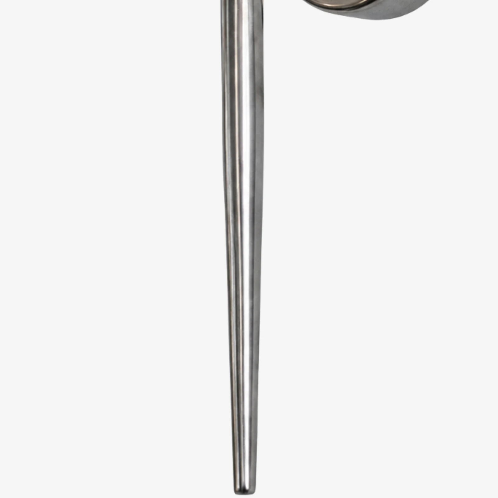 Slender chrome rod detail