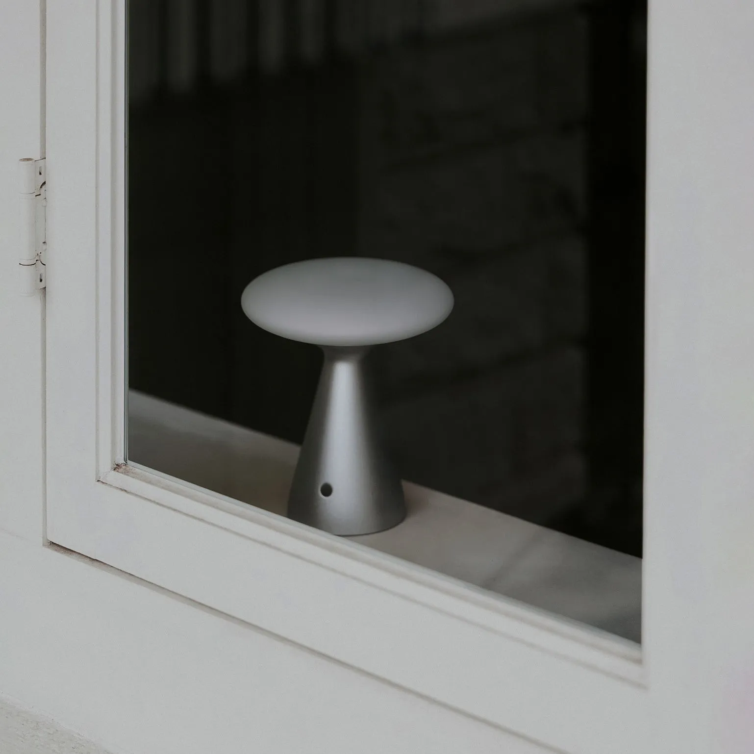 Simple Style Touch Dimming Table Lamp M248