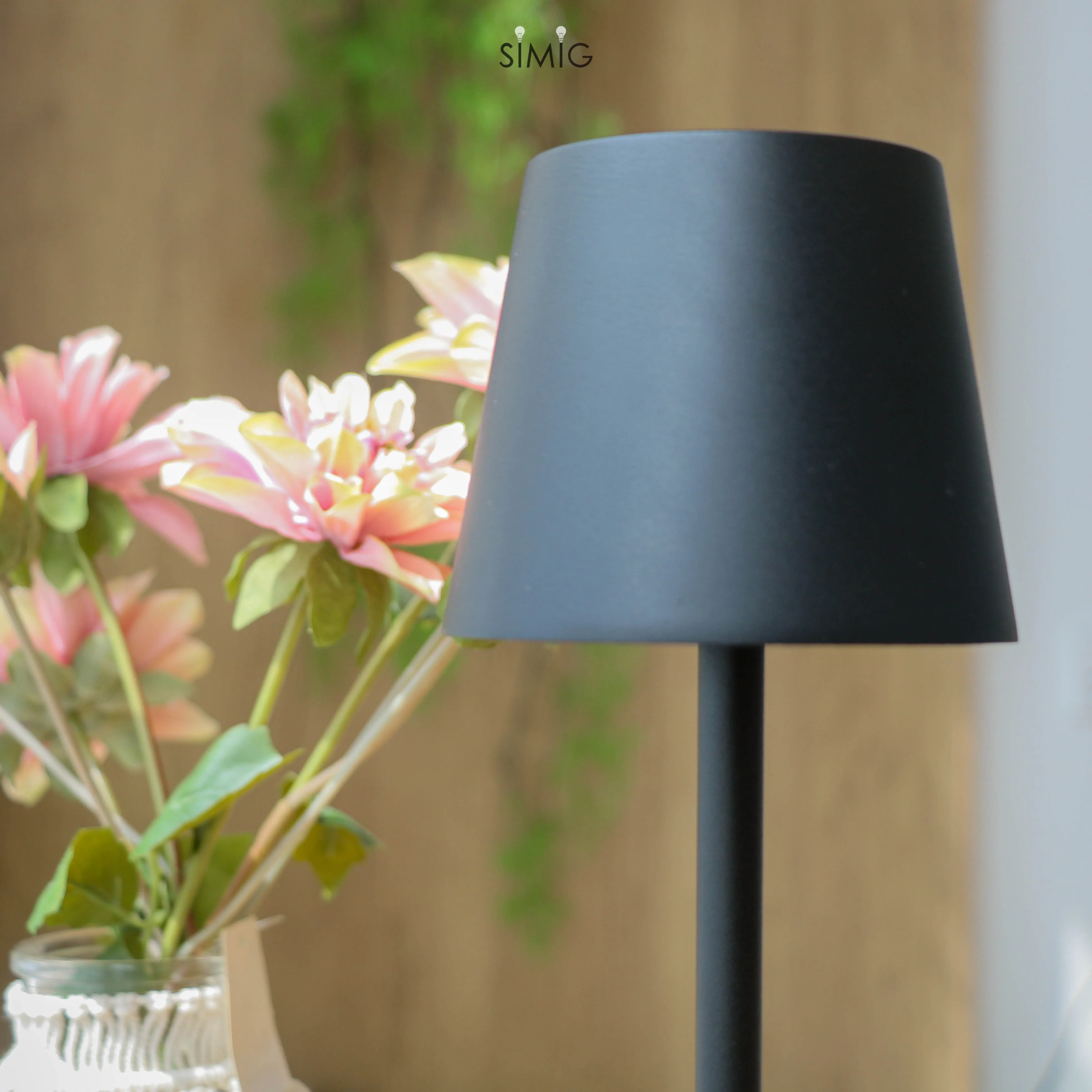 Cordless Rechargeable LED Table Lamp S11