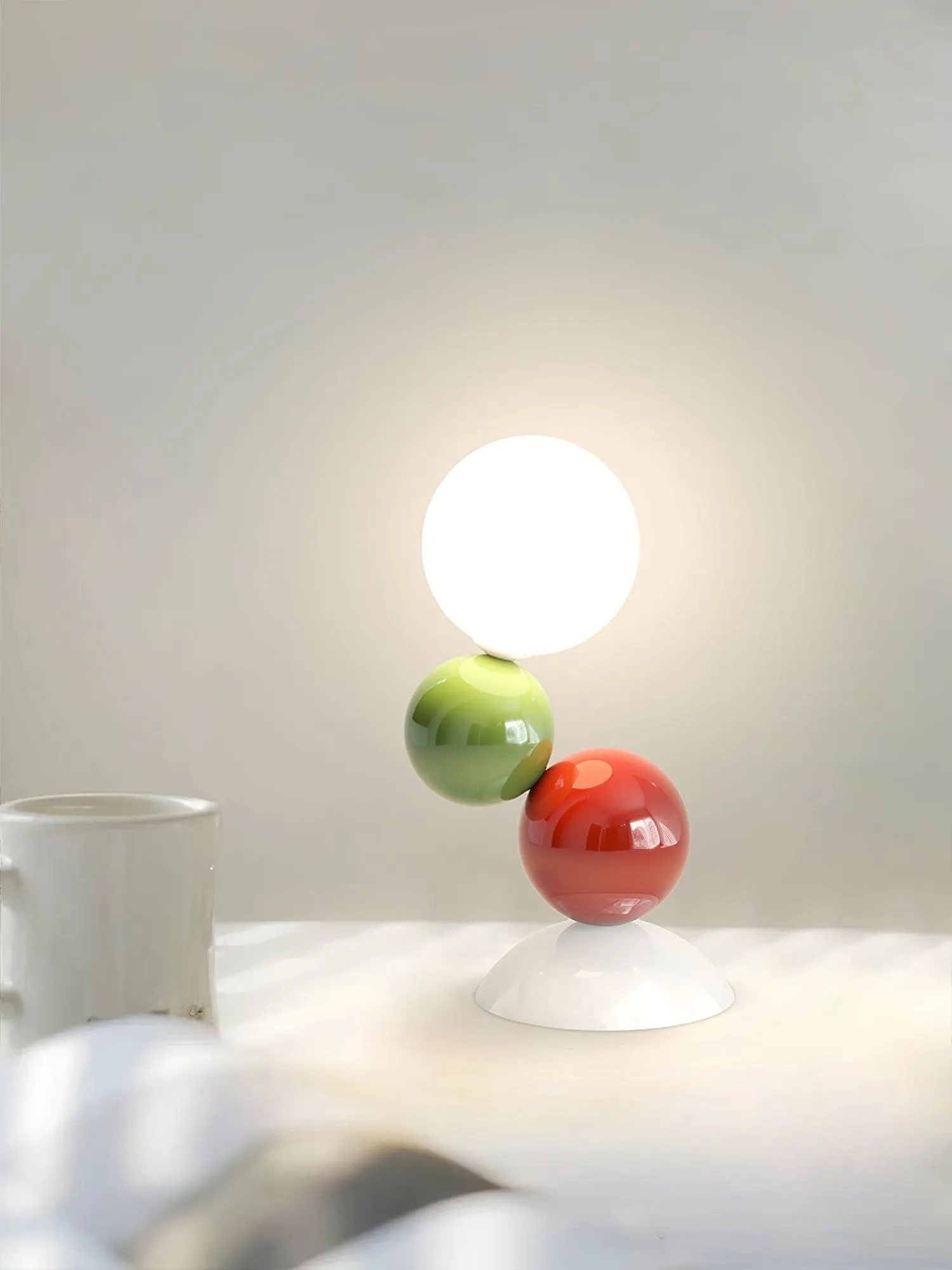 Colorful Design Acrylic Ball Table Lamp M203
