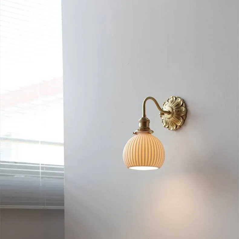Elegant Ceramic and Brass Wall Sconce for Living Room and Hallway T432