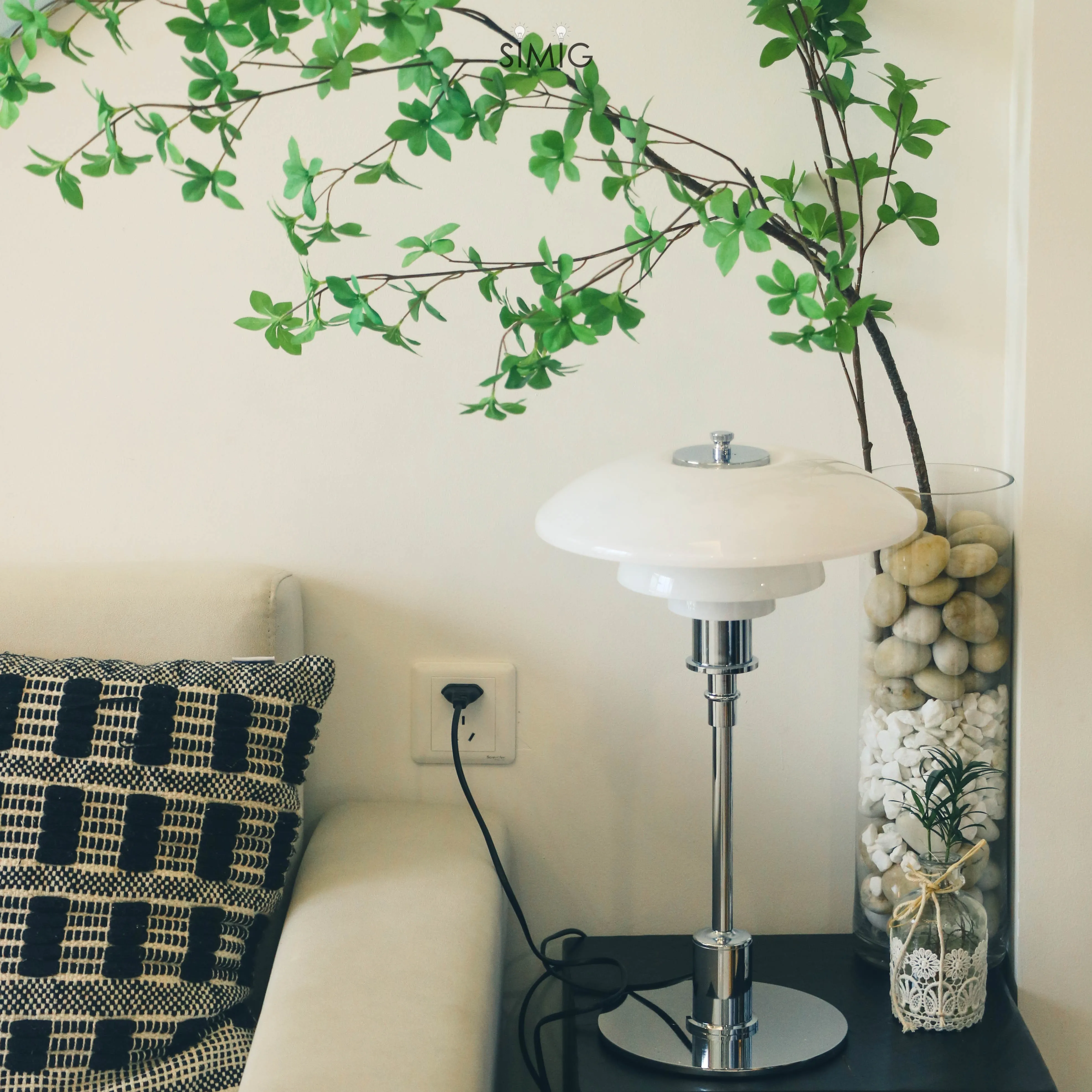 Danish Disc Multilayer Metal Table Lamp