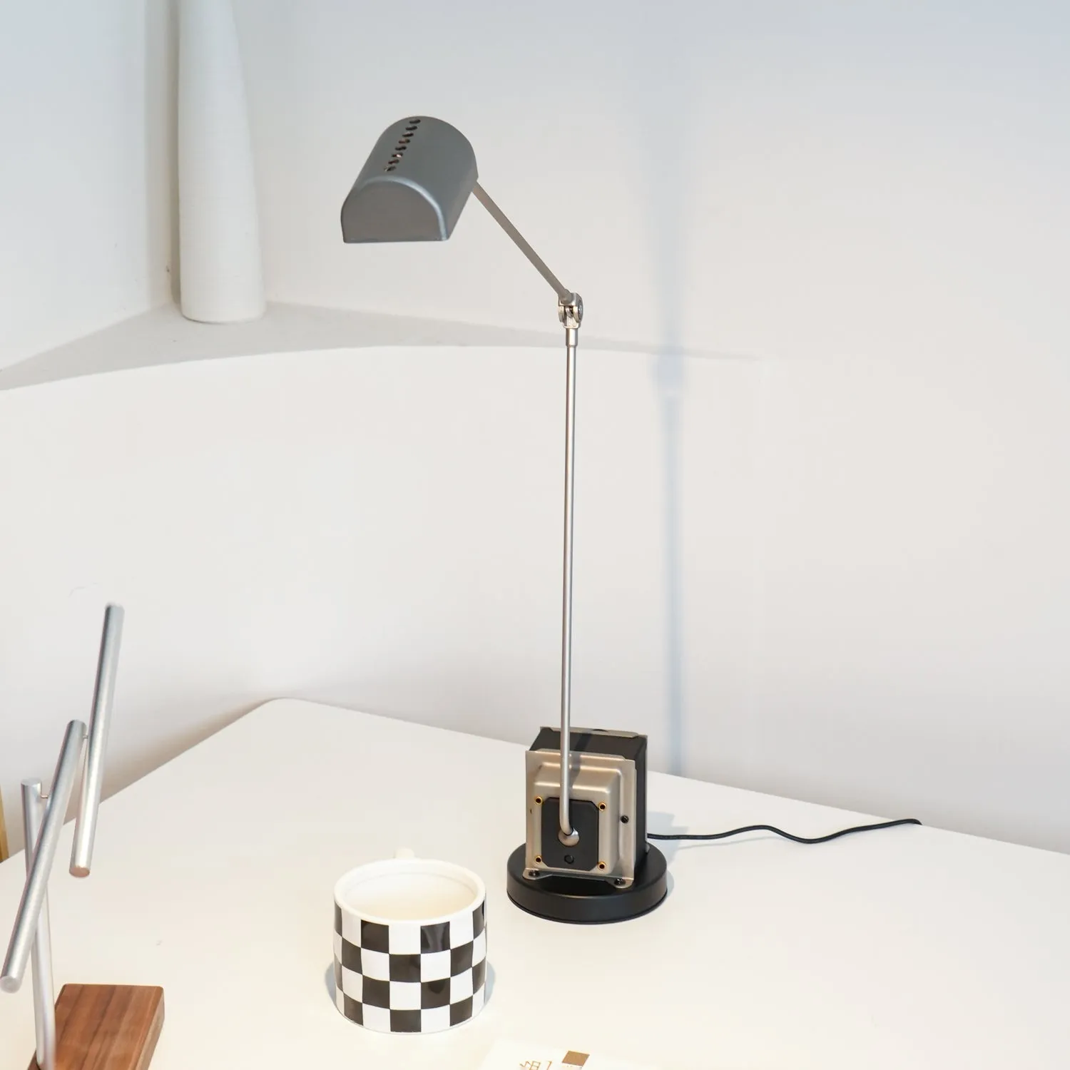 Daphine Table Lamp D446