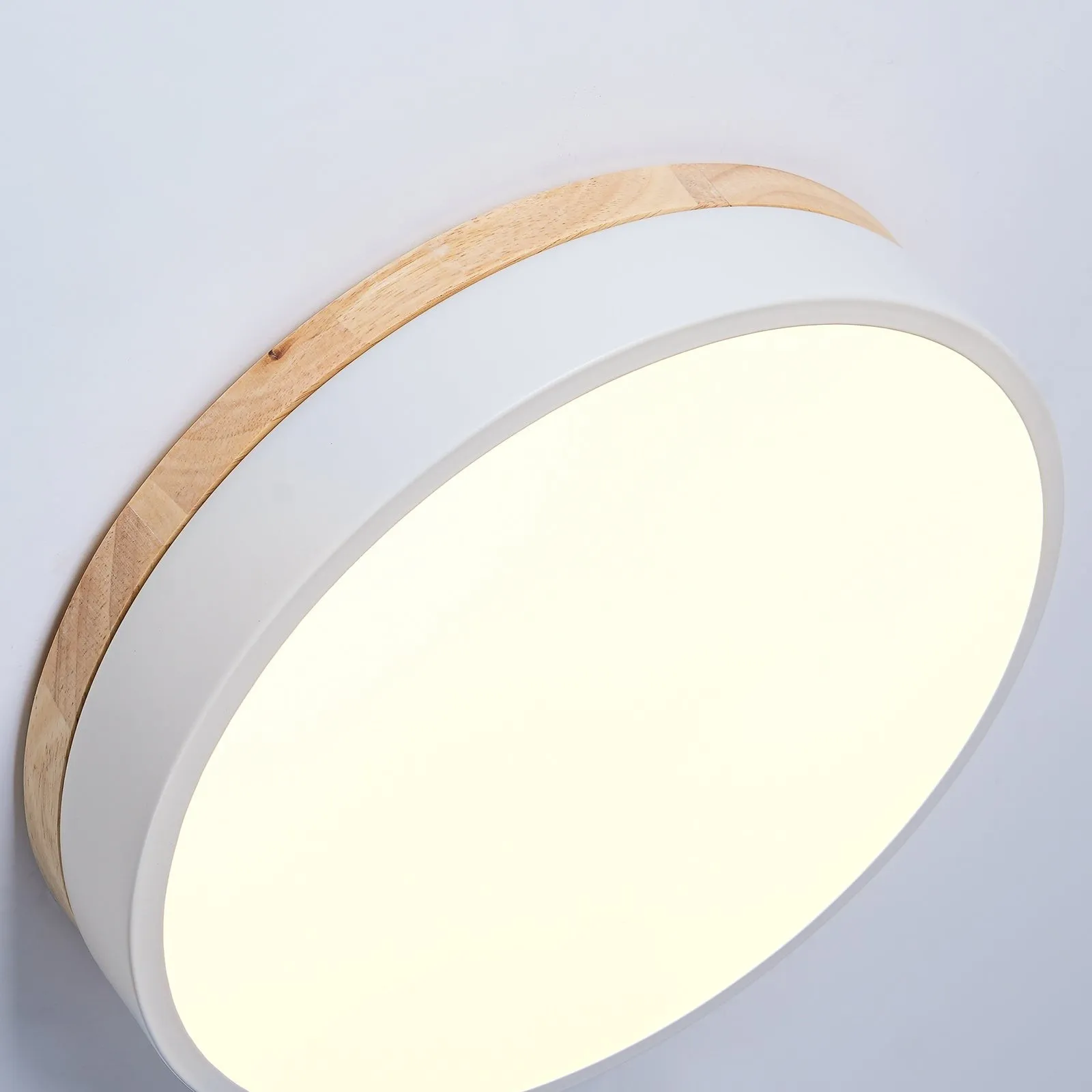 White Round Wooden Ceiling Lamp M298