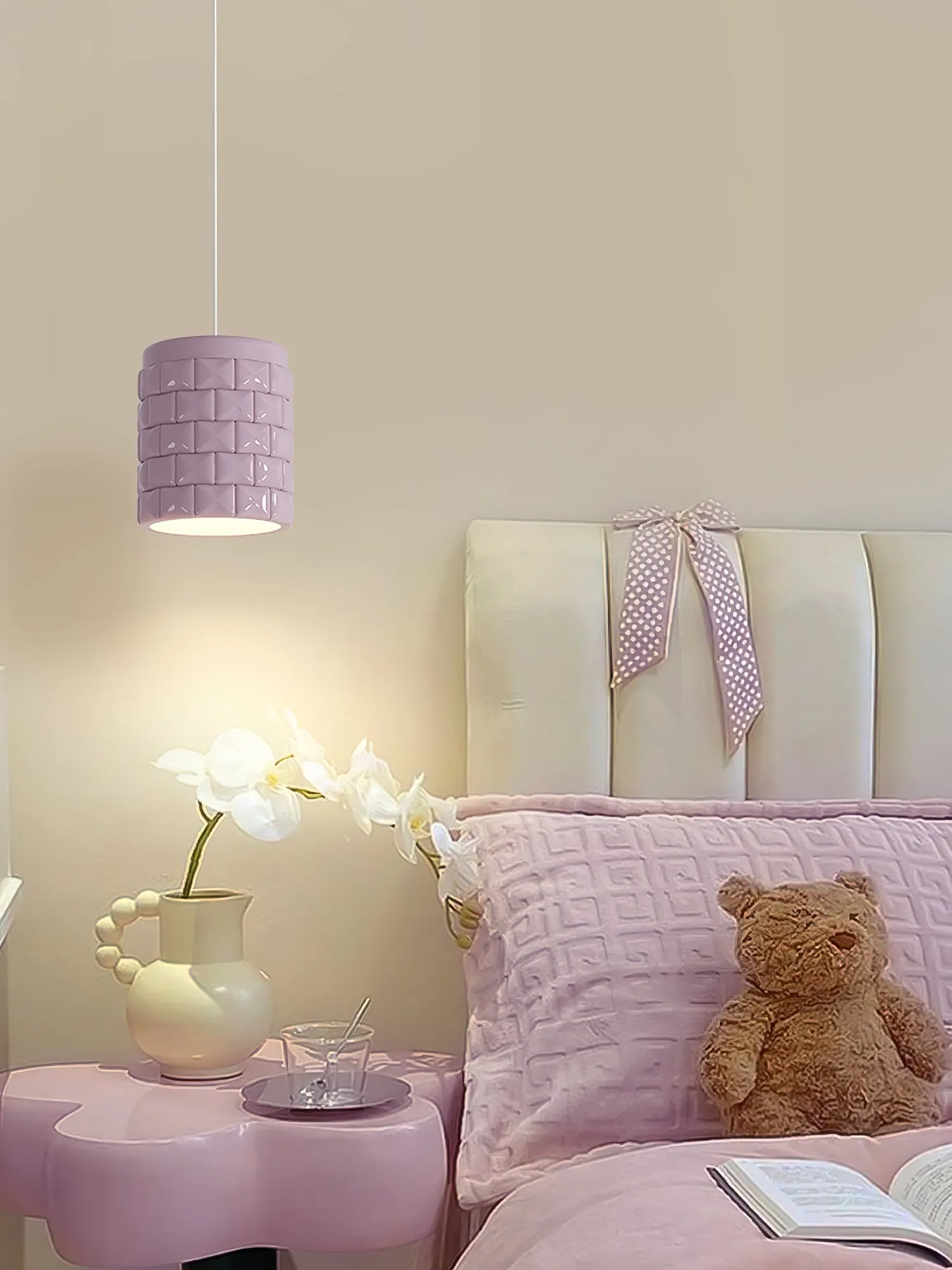 Lysne Girl Pendant Lamp D410