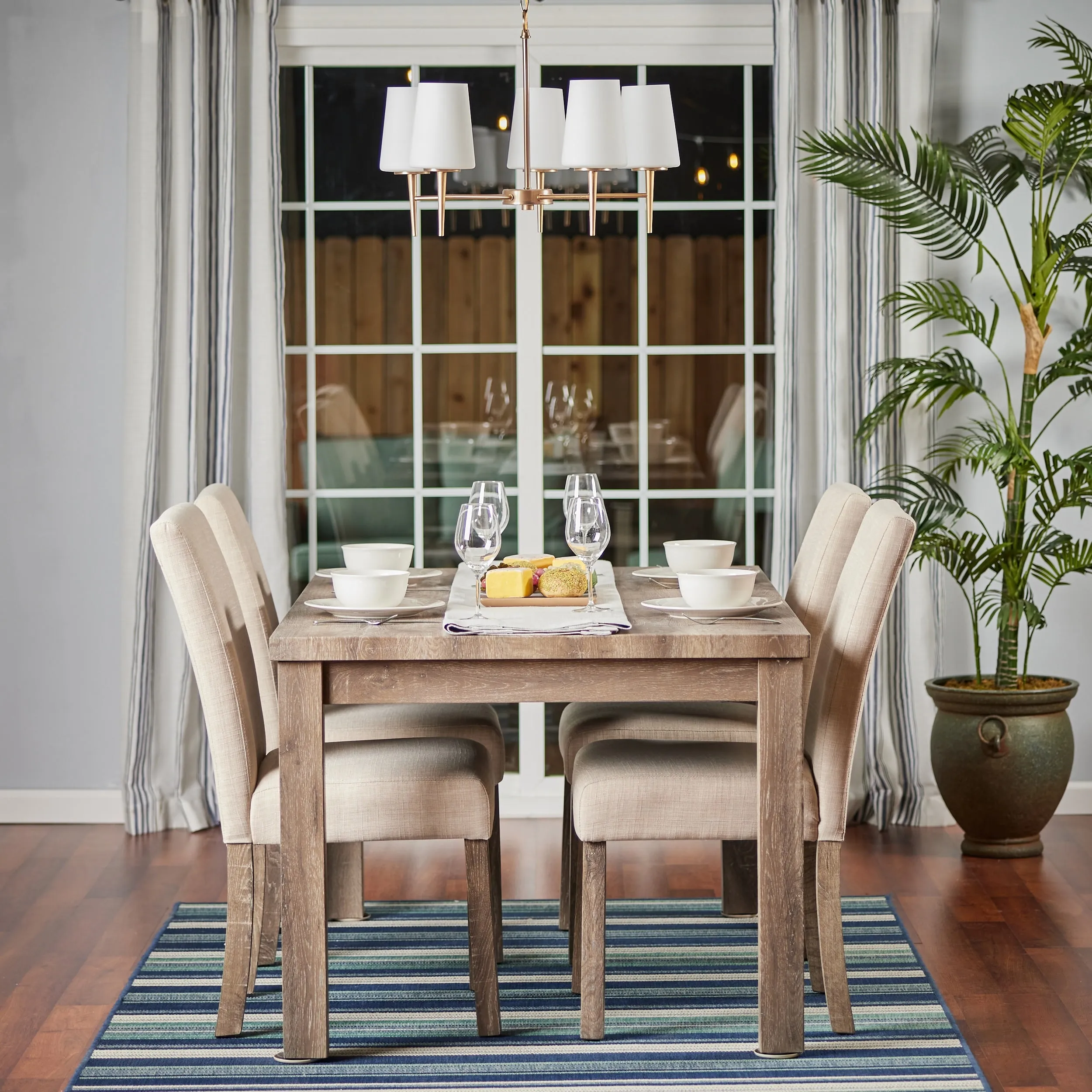 Driscoll Chandelier D513