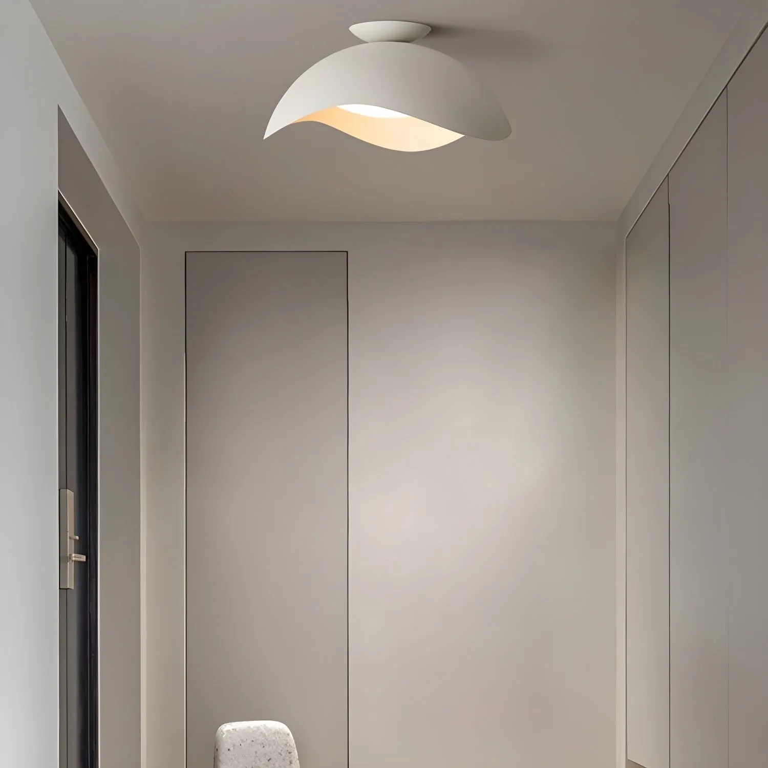 Simple Wave Ceiling Light M23