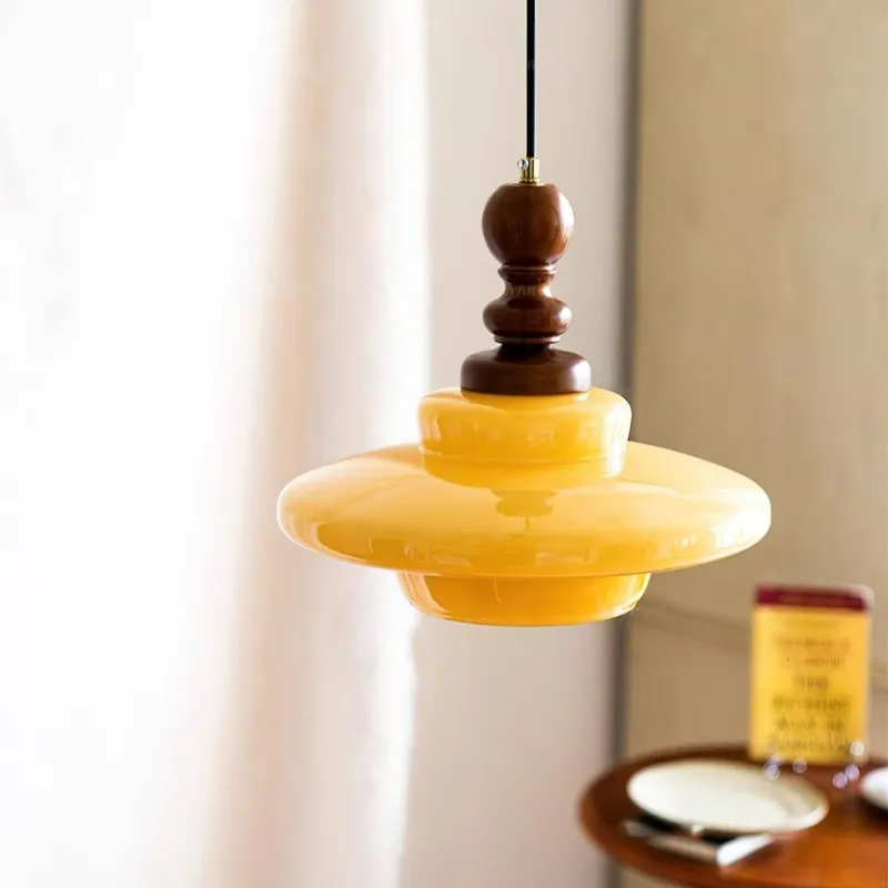 Medieval Cream Glass Pendant Lamp M274