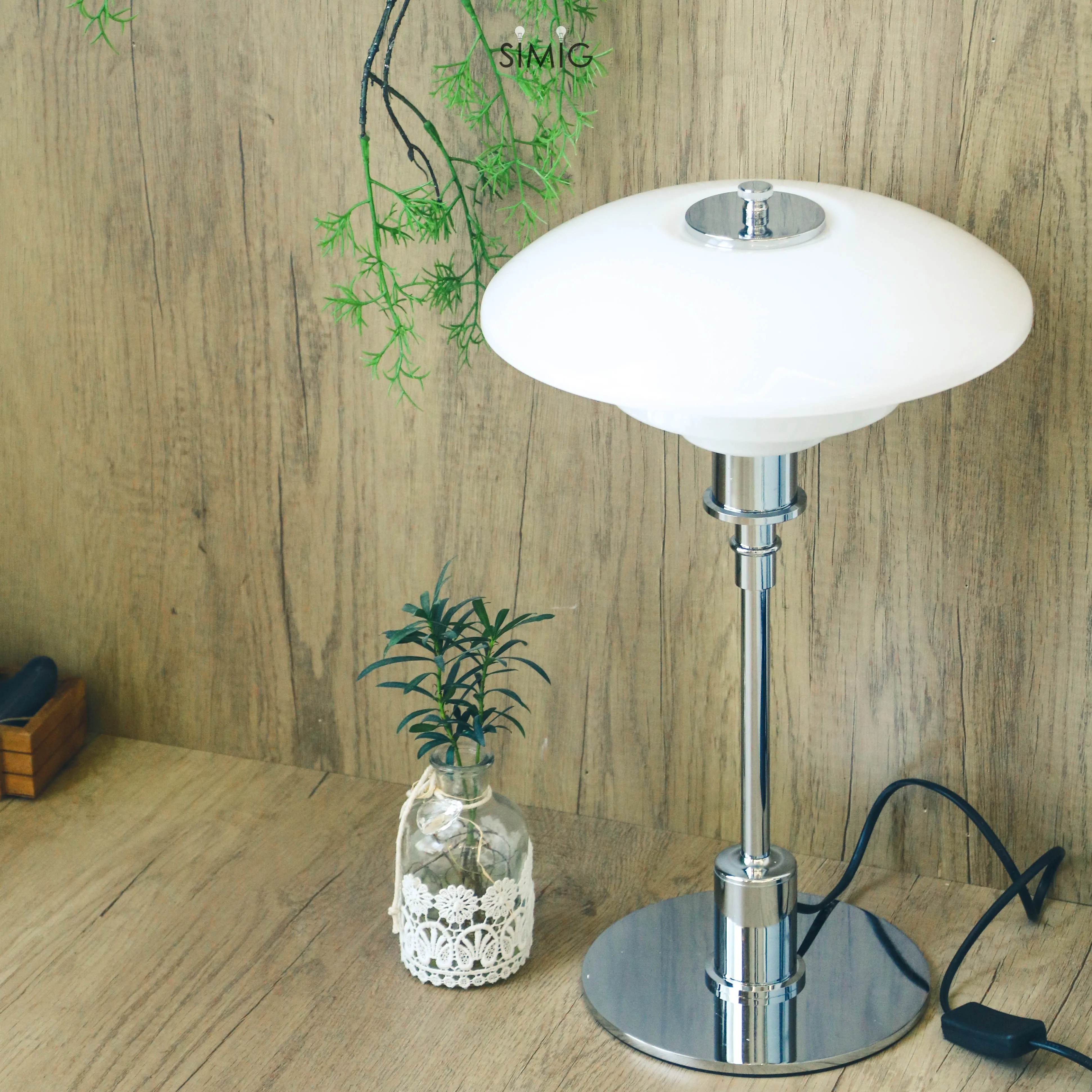 Danish Disc Multilayer Metal Table Lamp