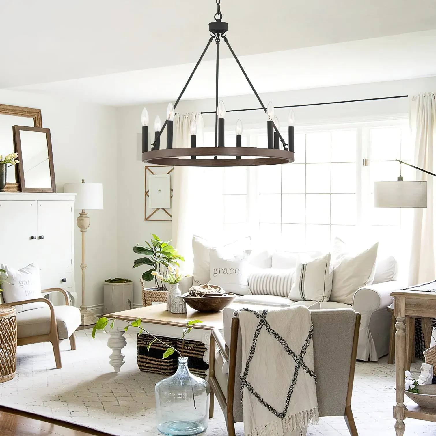 Avalee Chandelier D579
