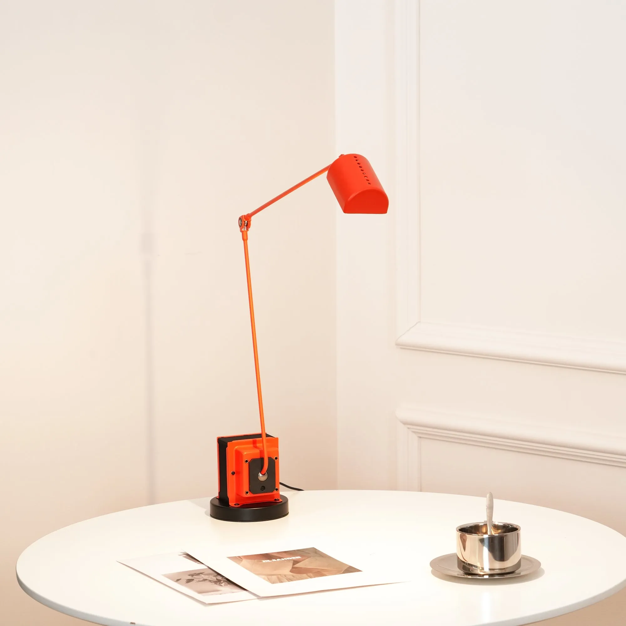 Daphine Table Lamp D446
