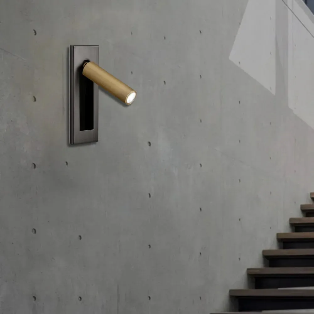 The Modern Square Wall Light D790