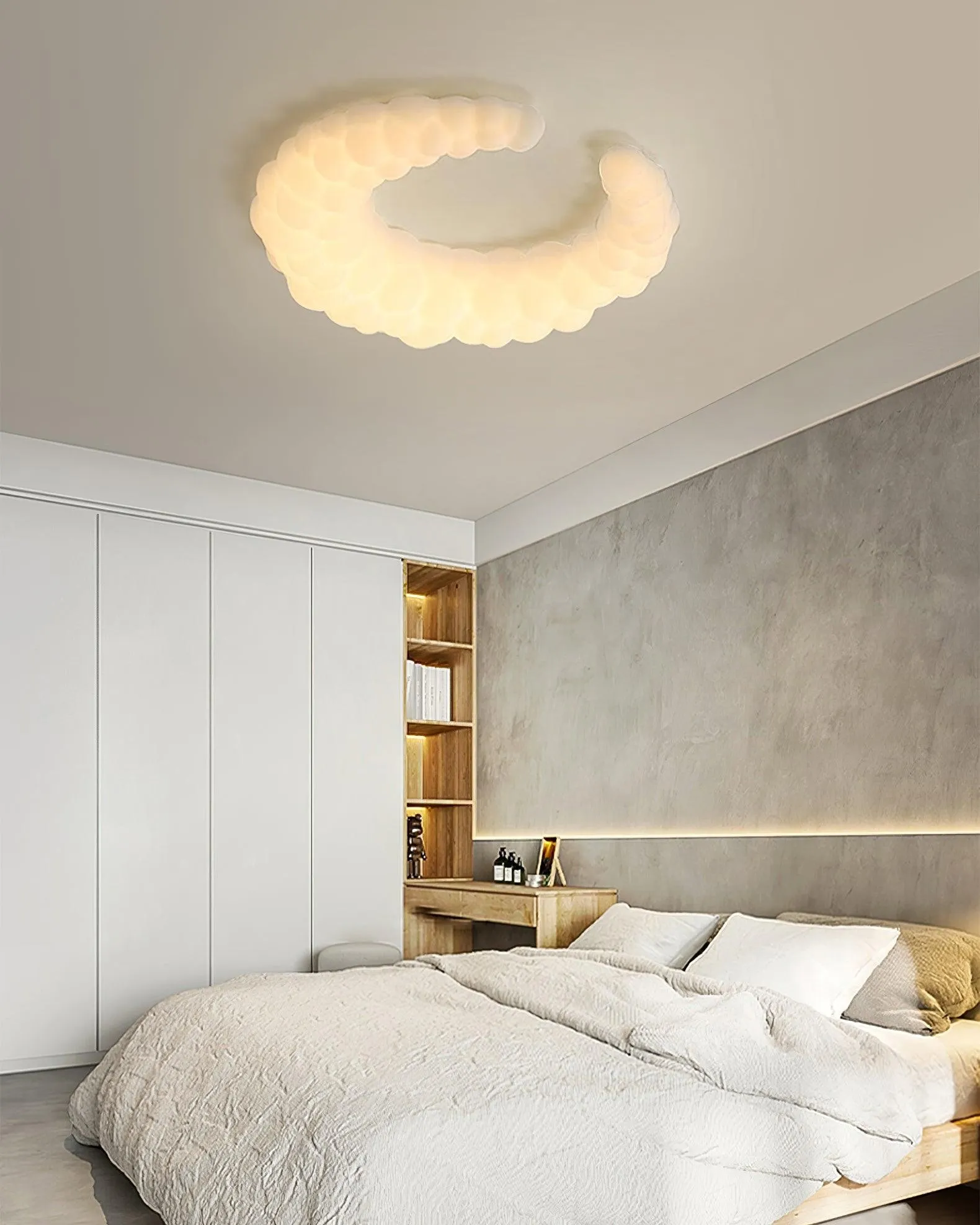 Cream Style Moon Ceiling Lamp M580