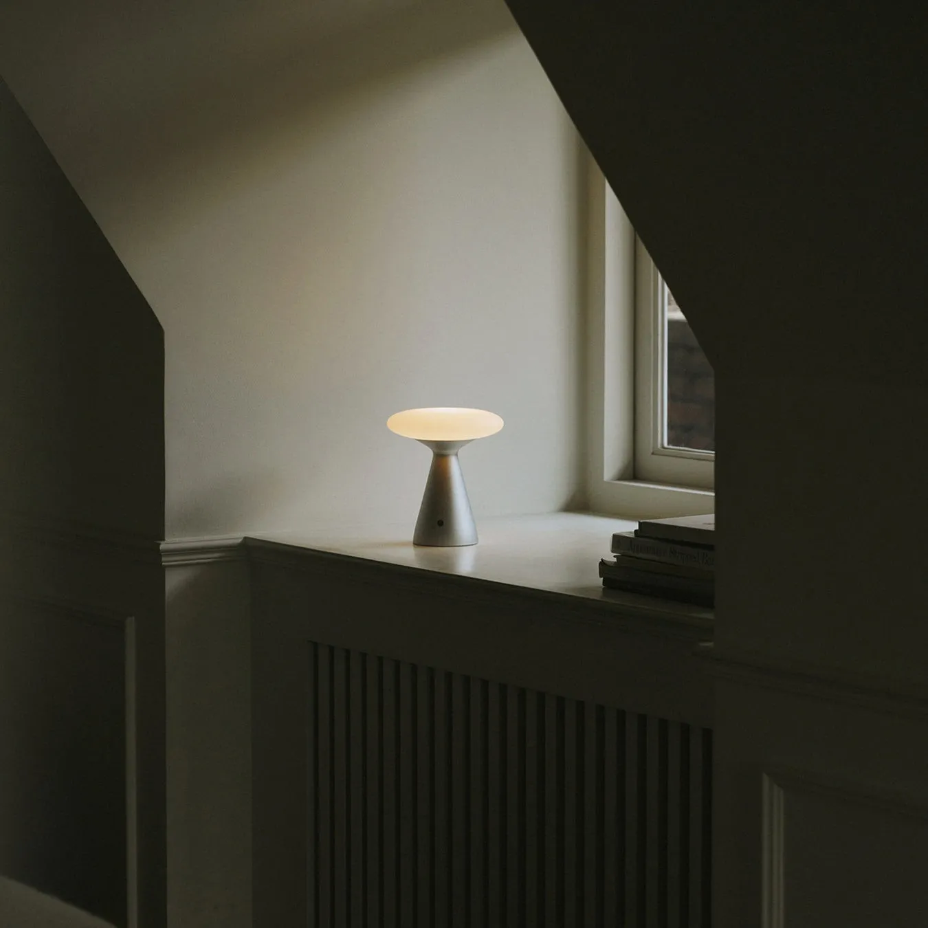 Simple Style Touch Dimming Table Lamp M248