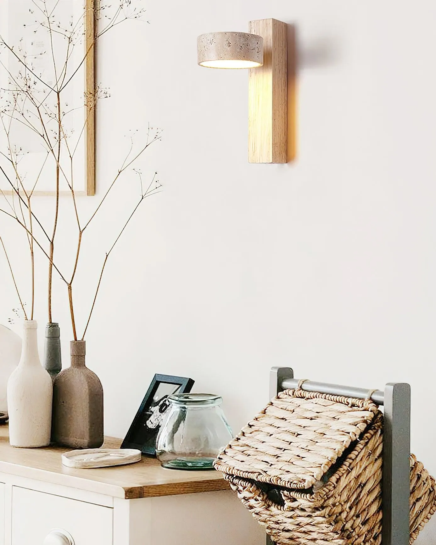 French Vintage Simplicity Wall Light M112