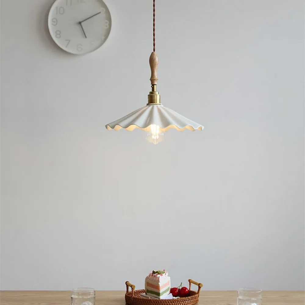The Ceramic Flute Pendant Lamp D874
