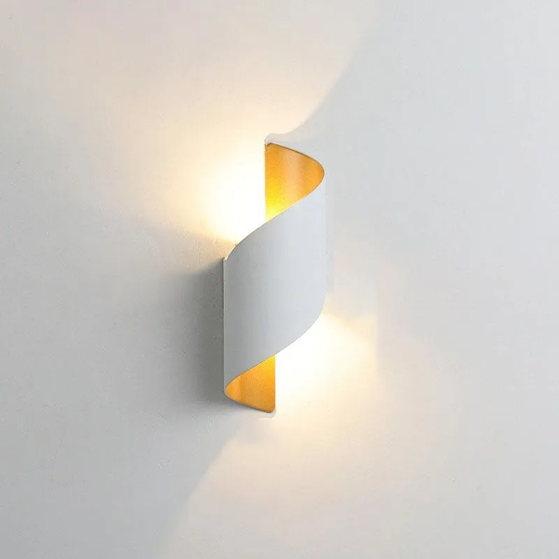 Modern Curl Twisted LED Wall Light M137