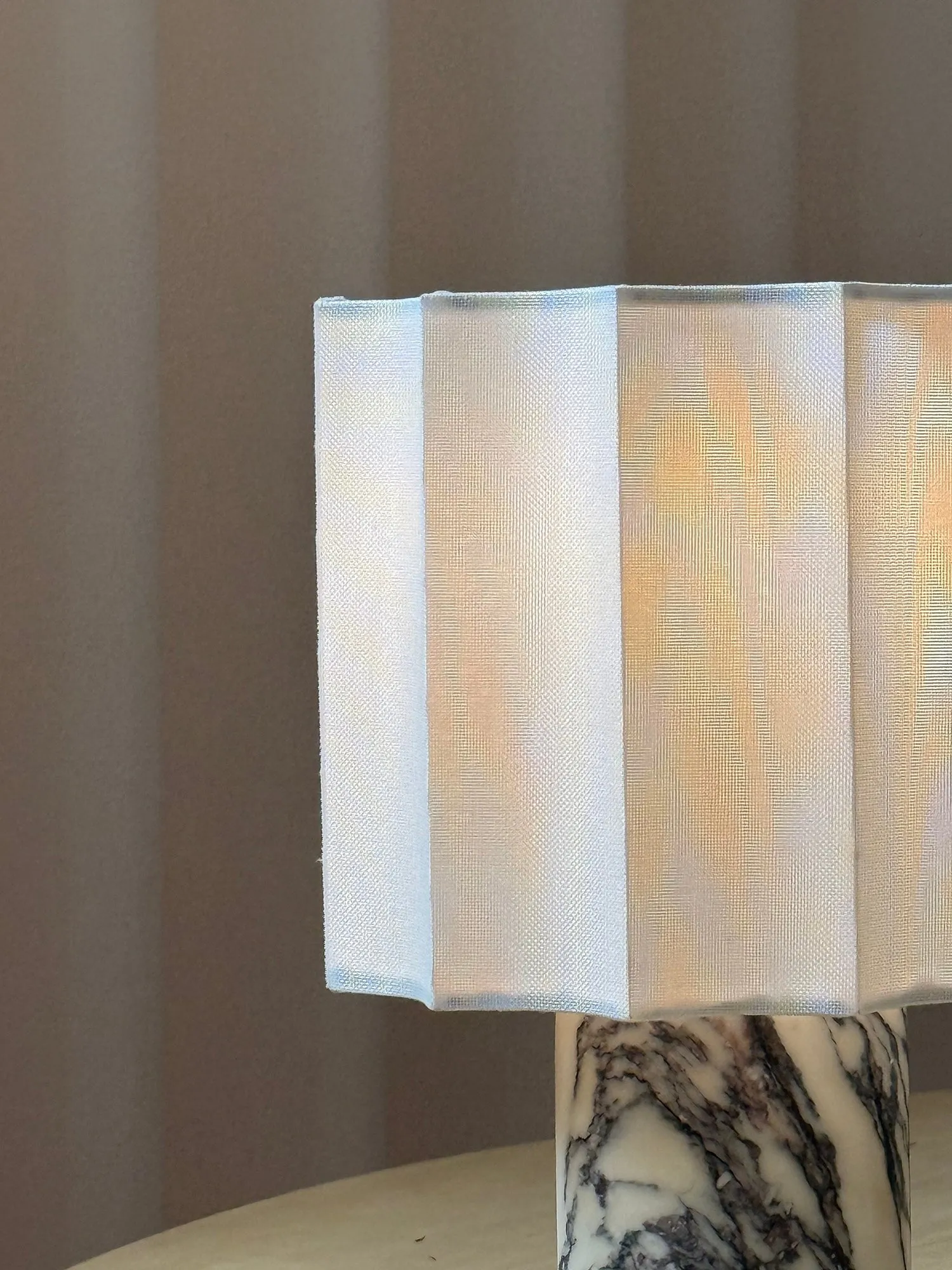 Valli Table Lamp D668