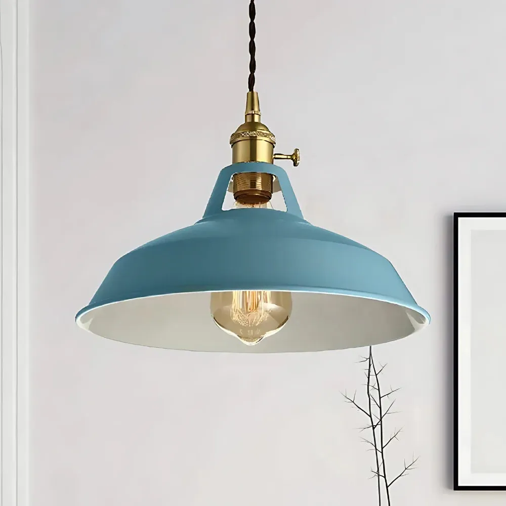 The Timeless Classic Pendant Light D835