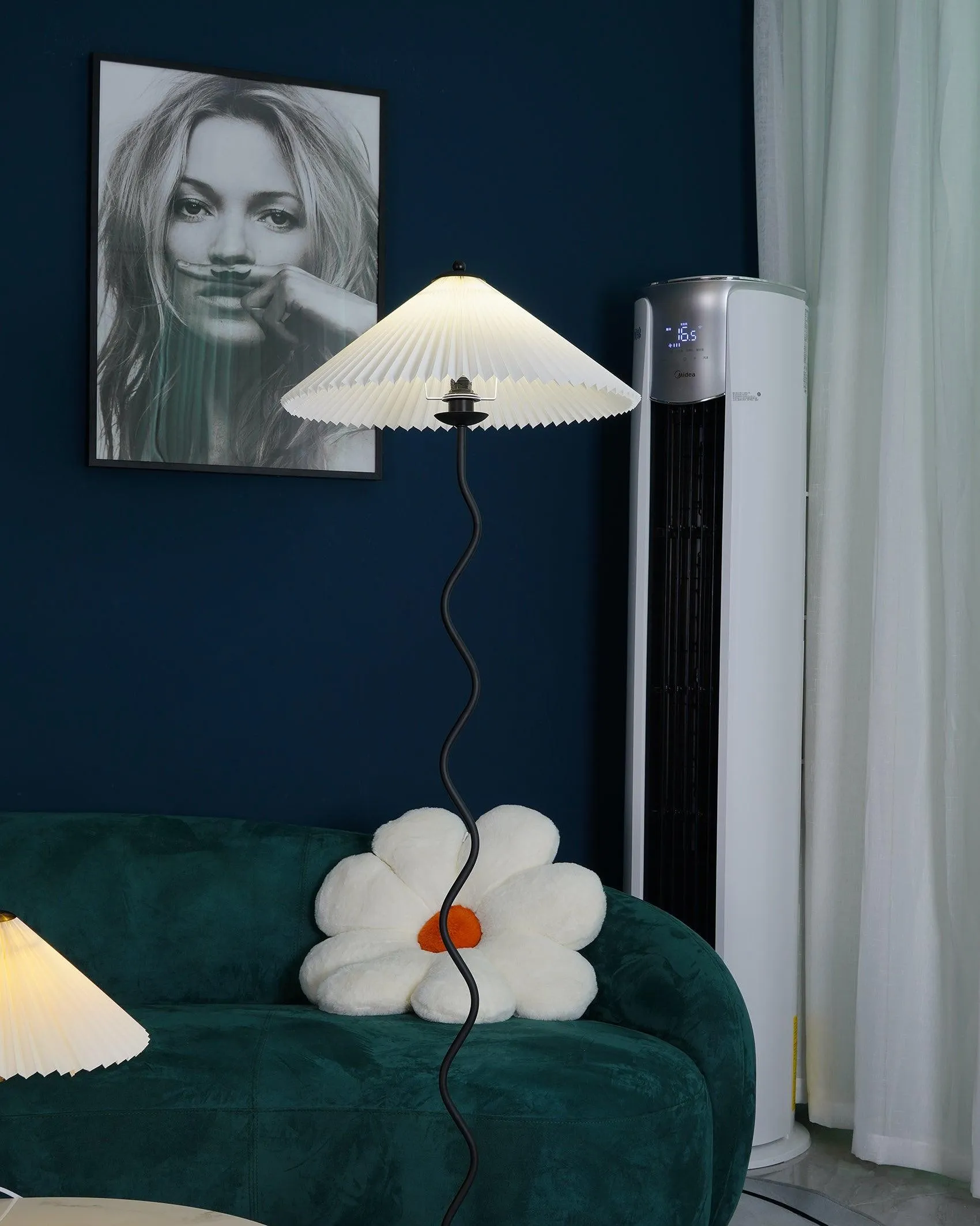 Waveform Exclusive Floor Lamp 17″- 59″ M199
