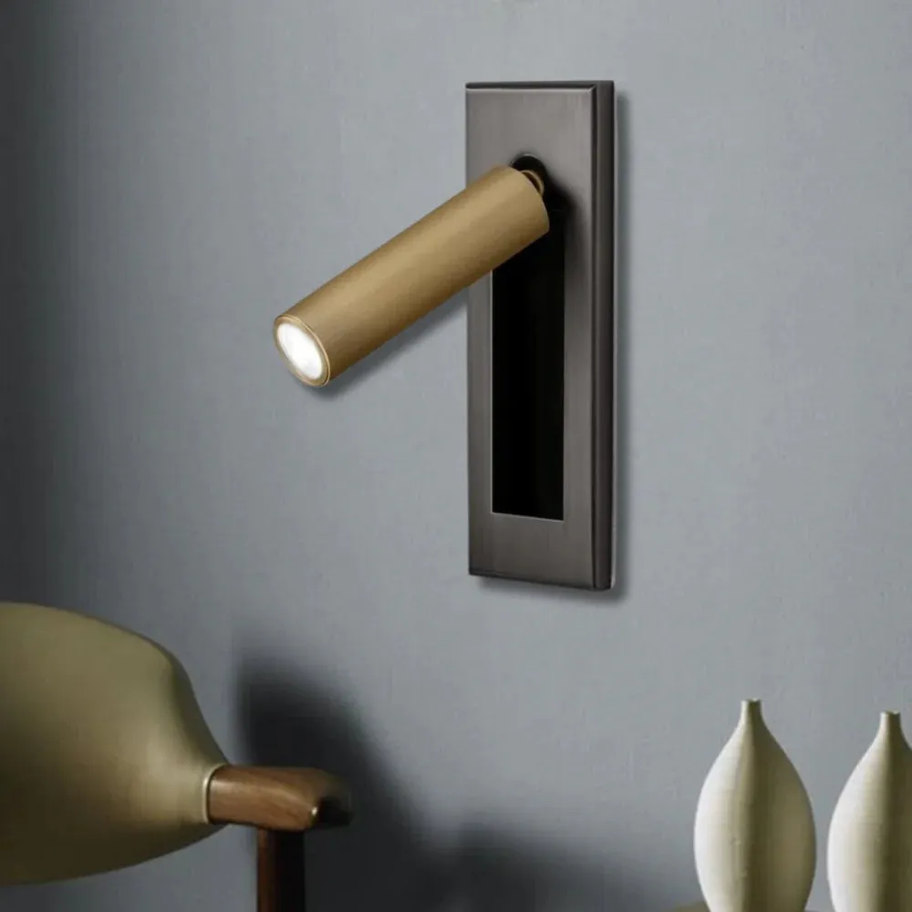 The Modern Square Wall Light D790