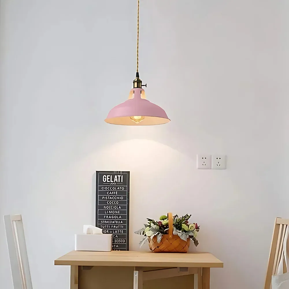 The Timeless Classic Pendant Light D835