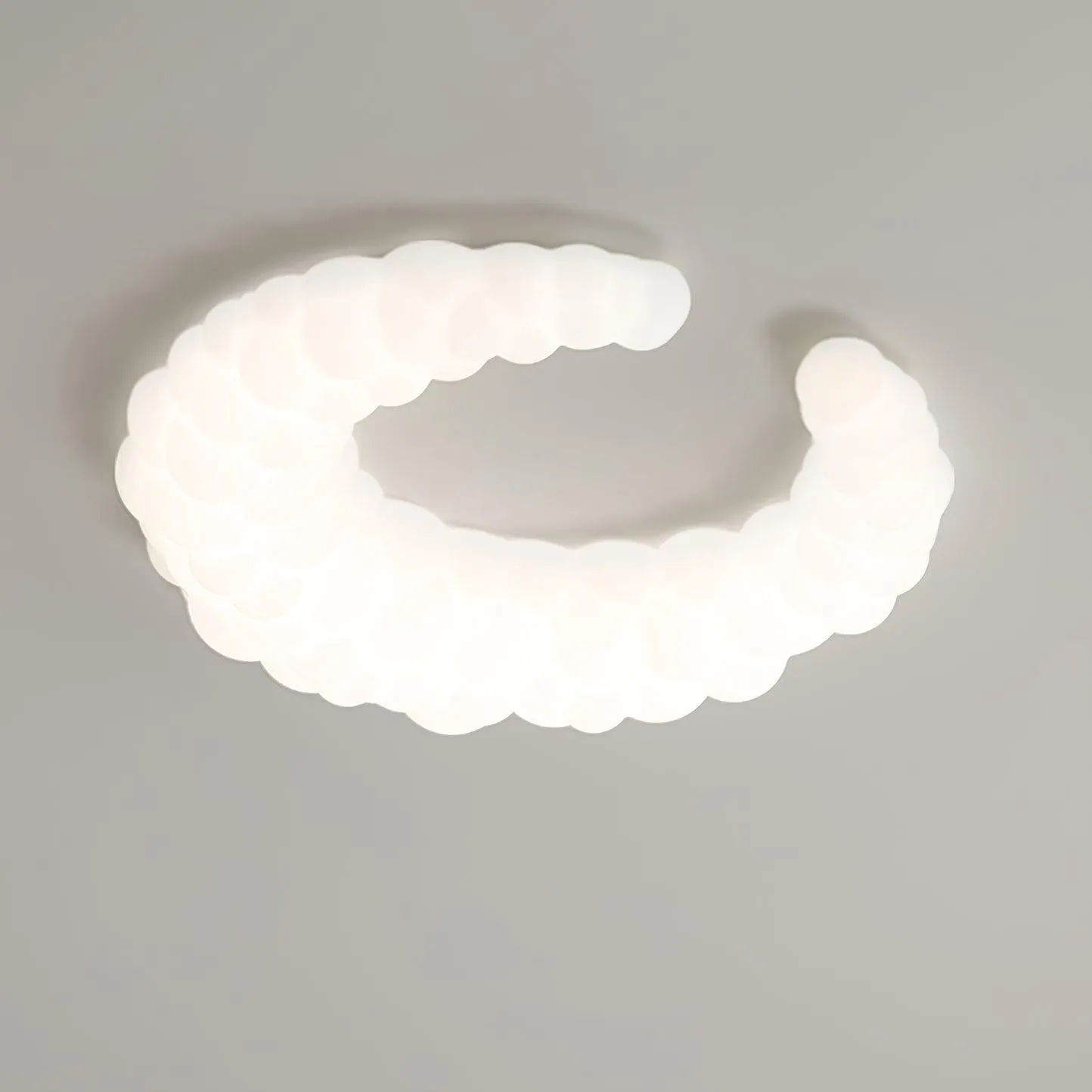 Cream Style Moon Ceiling Lamp M580