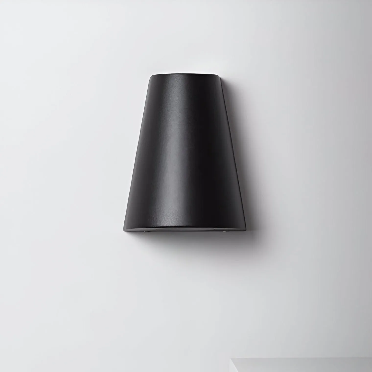 Nordic Aluminum IP65 Waterproof Outdoor Wall Light D940
