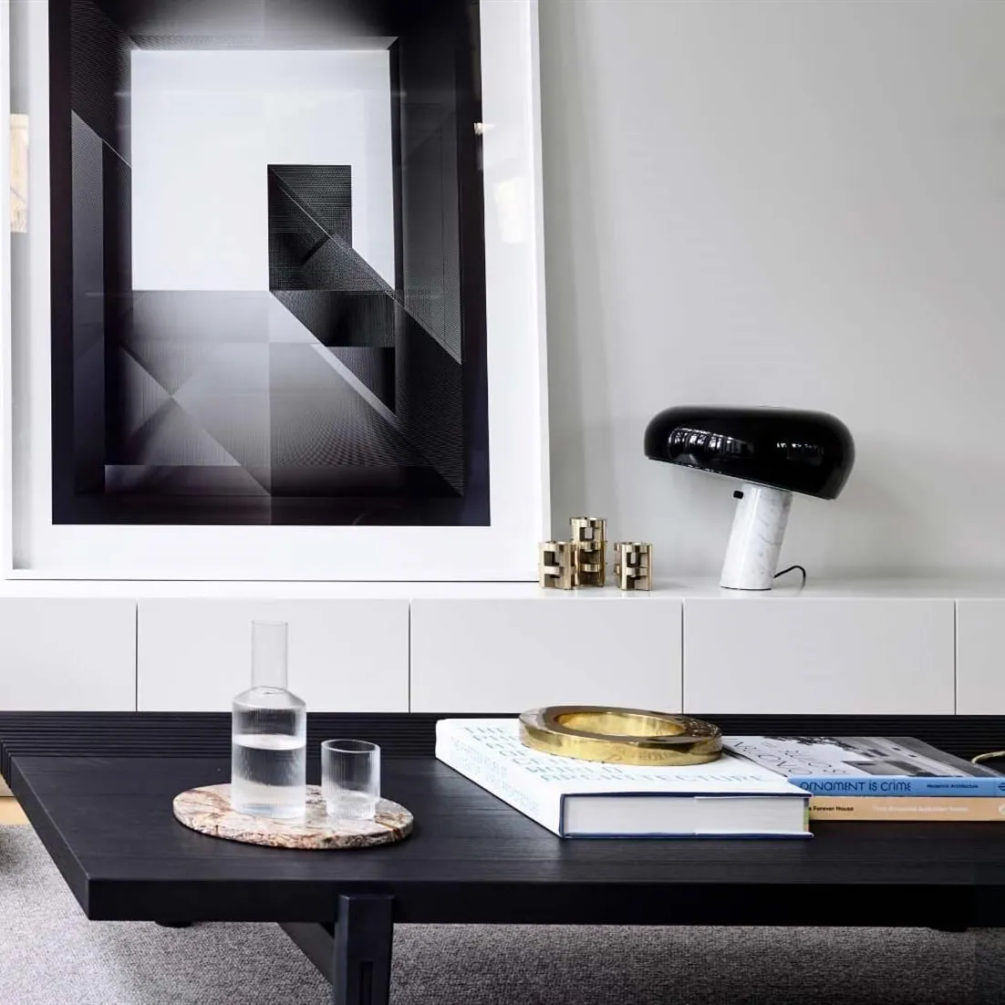 Modern Scandinavian Curved Marble Table Lamp
