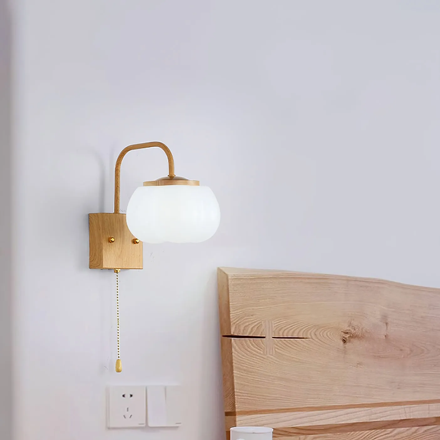 Kapok Flower Wall Lamp D419
