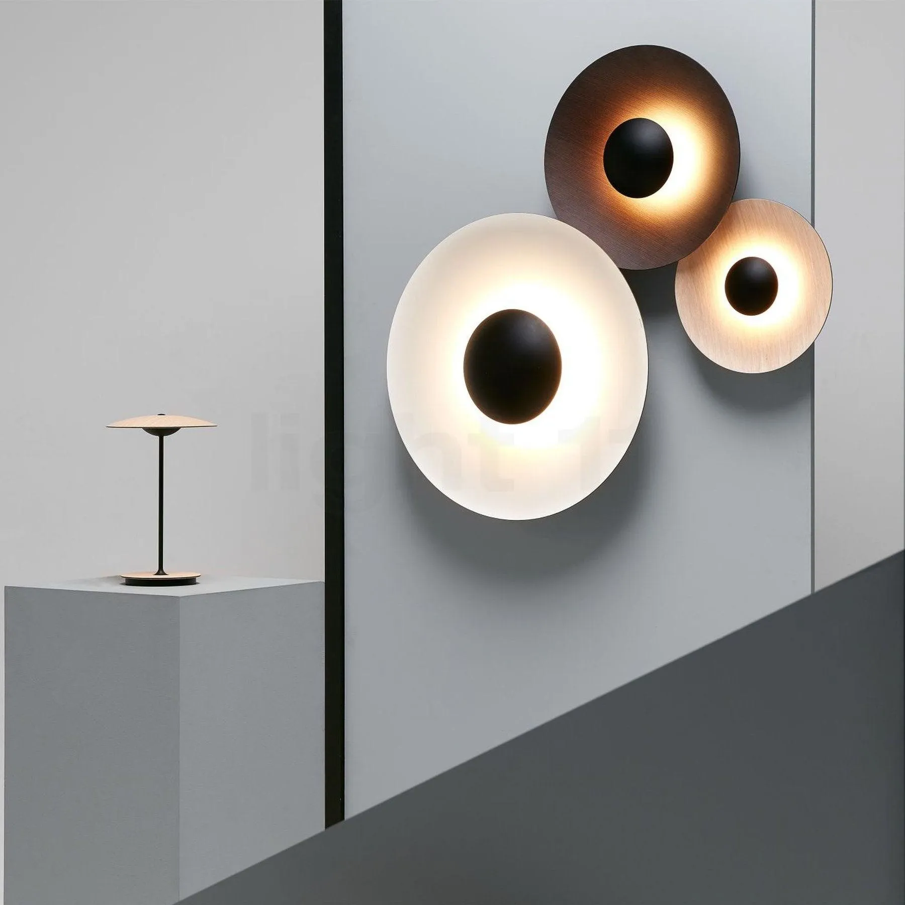 Simplicity Round Ginger Glow Wall Light S188