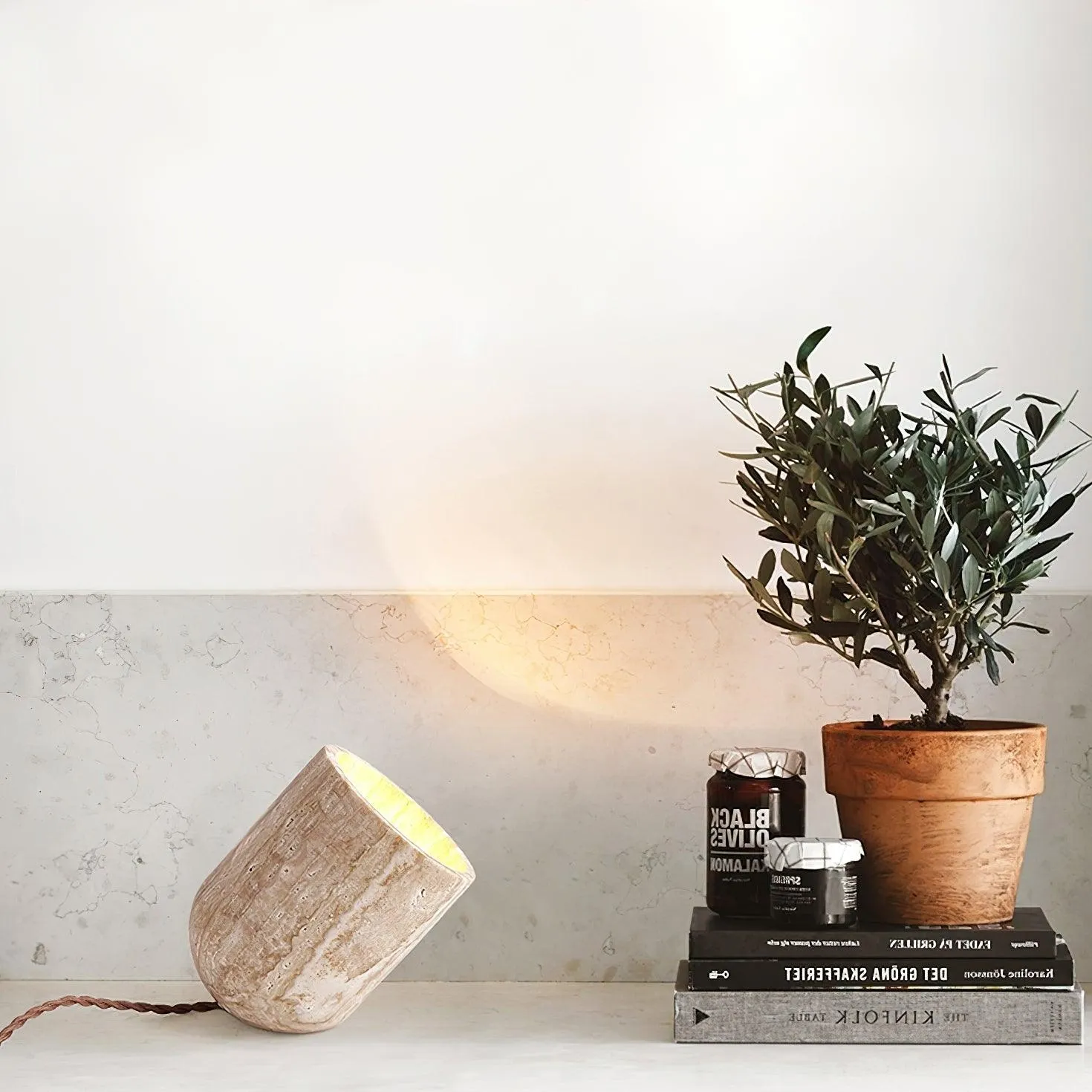 Amidori Travertine Table Lamp D893
