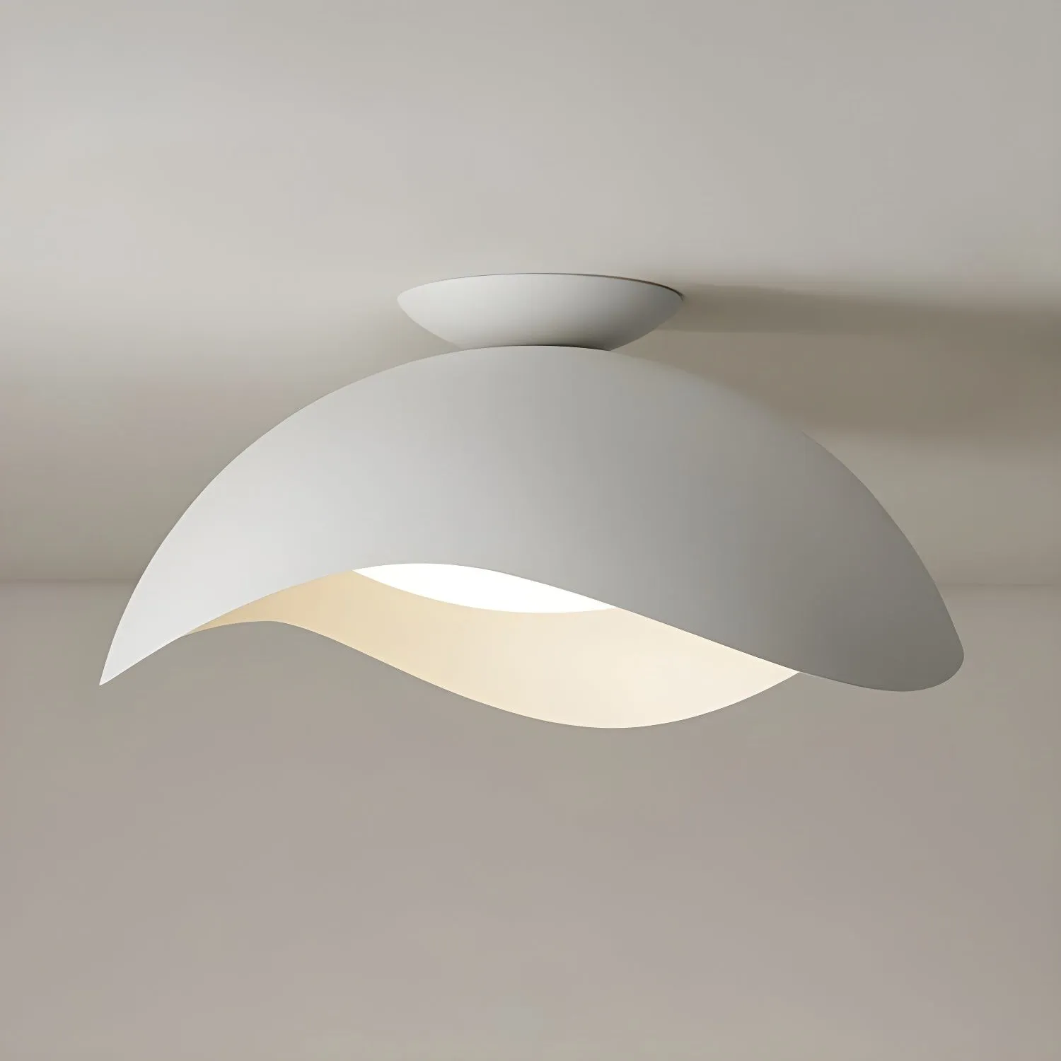 Simple Wave Ceiling Light M23