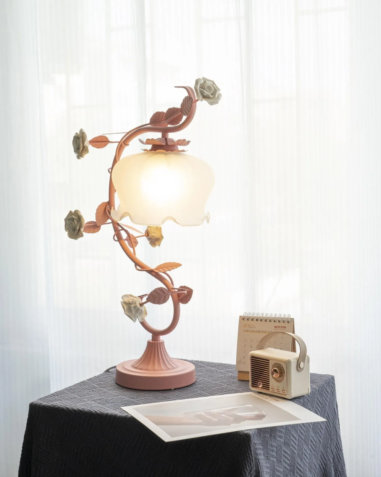 Green Pink White Rose Flower Table Lamp M209