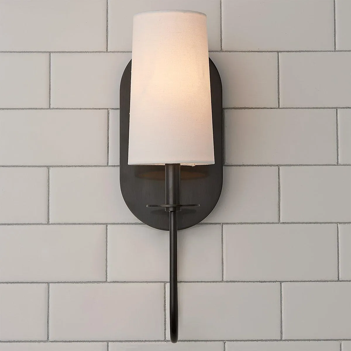 Lara Wall Lamp D599