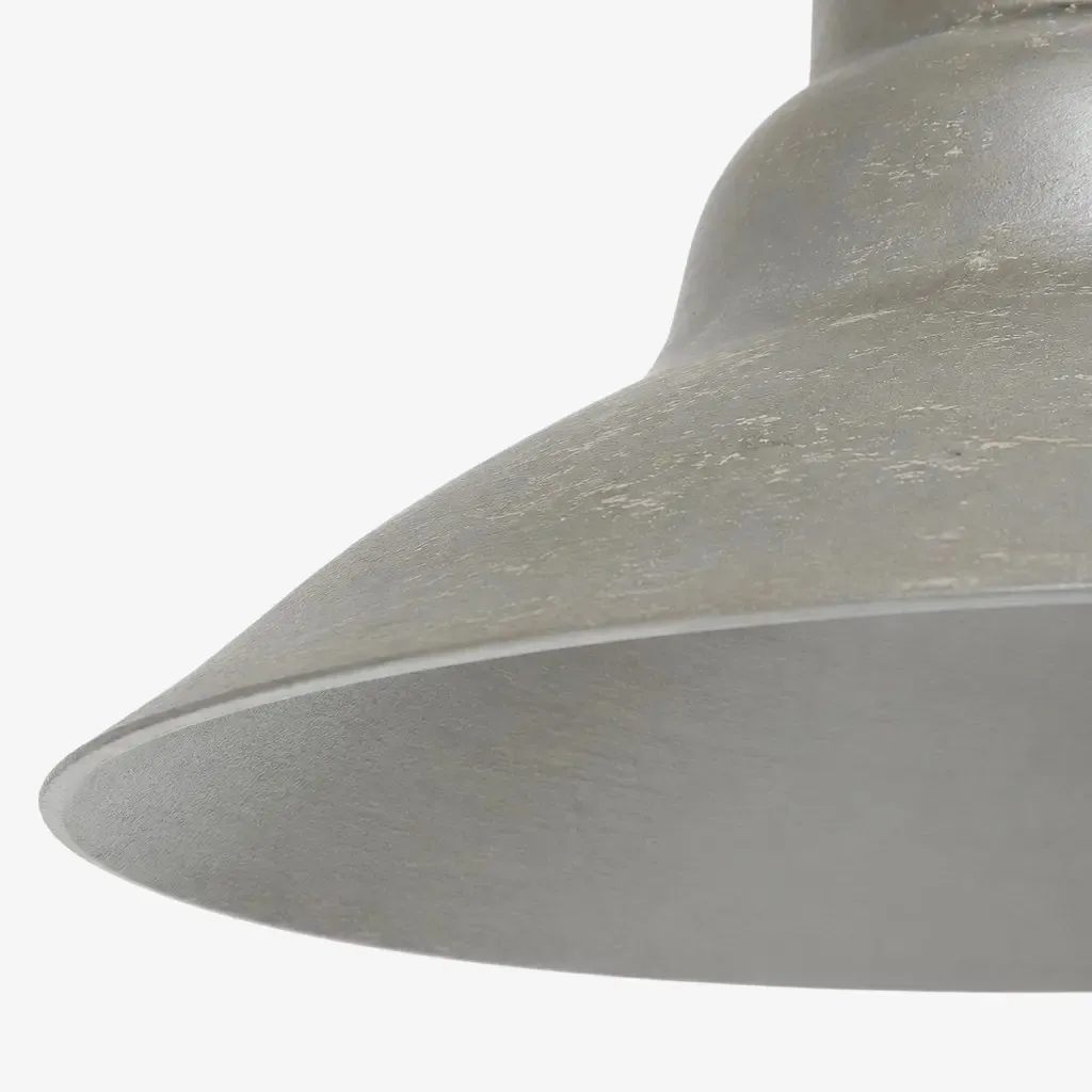 Vintage pendant lamp edge and finish detail