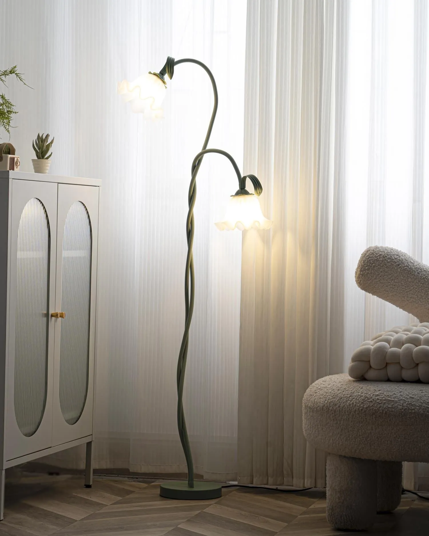 Creative Multi-Head Winding Flower Shape Floor Lamp M175