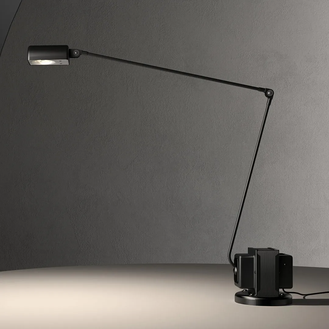 Daphine Table Lamp D446