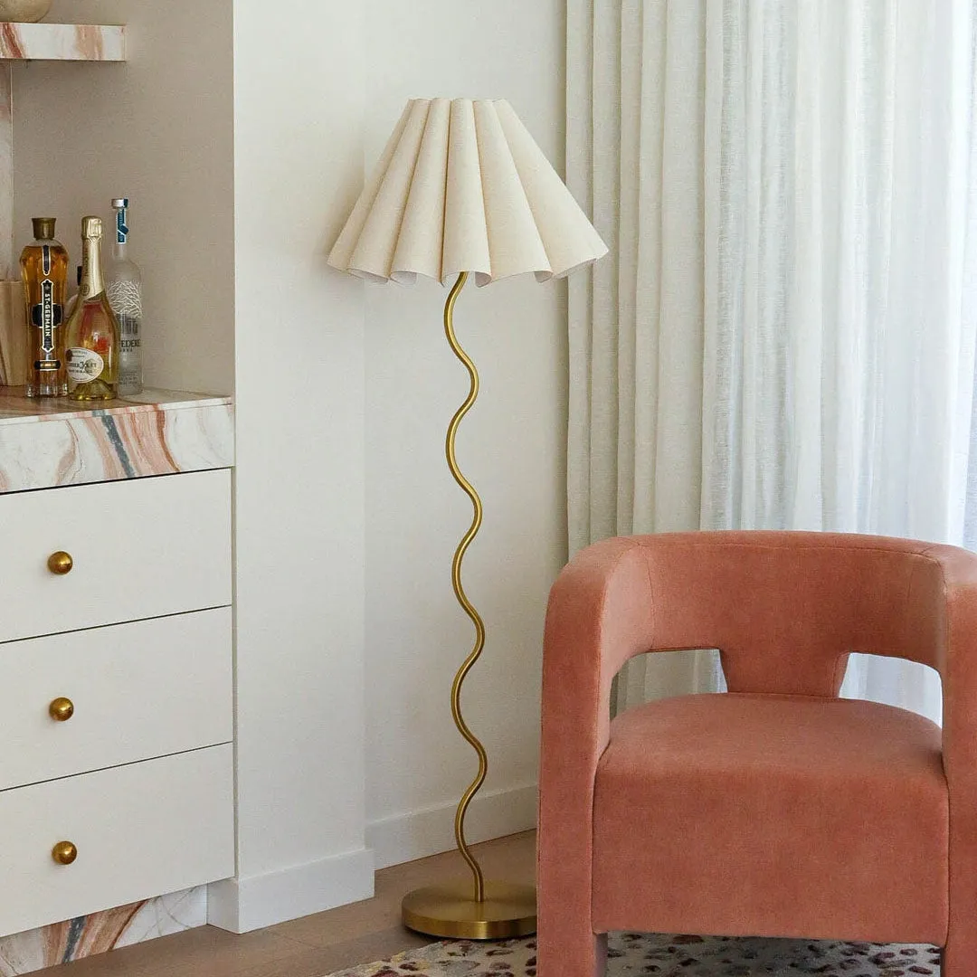 Cora Floor Lamp D705