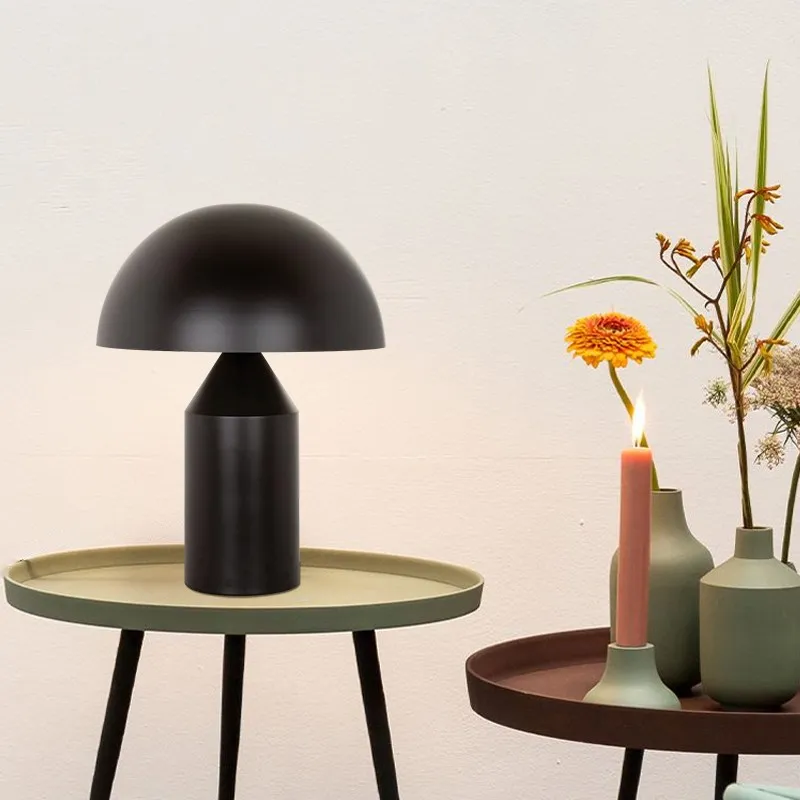 Modern Mushroom Metal Table Lamp for Bedroom