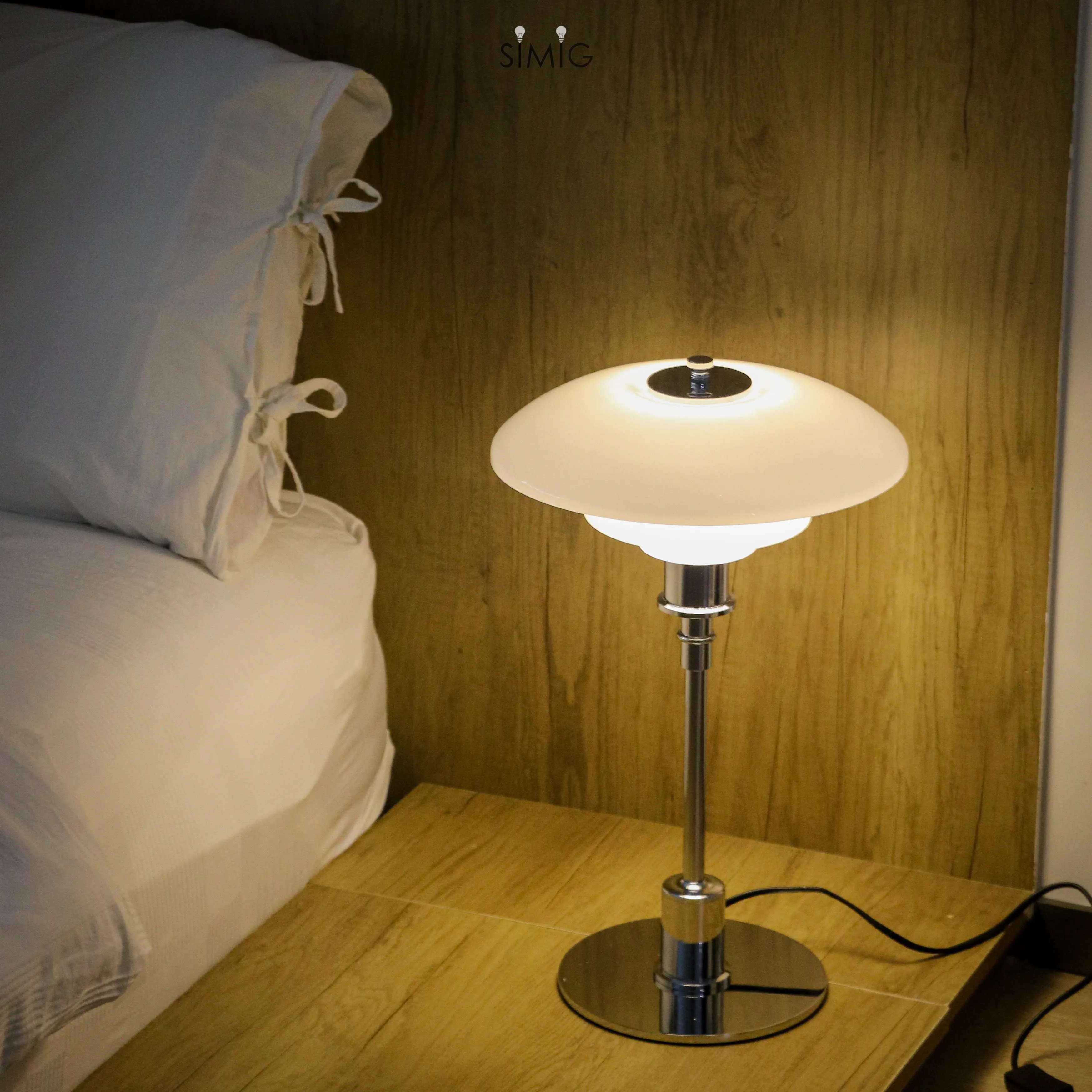 Danish Disc Multilayer Metal Table Lamp