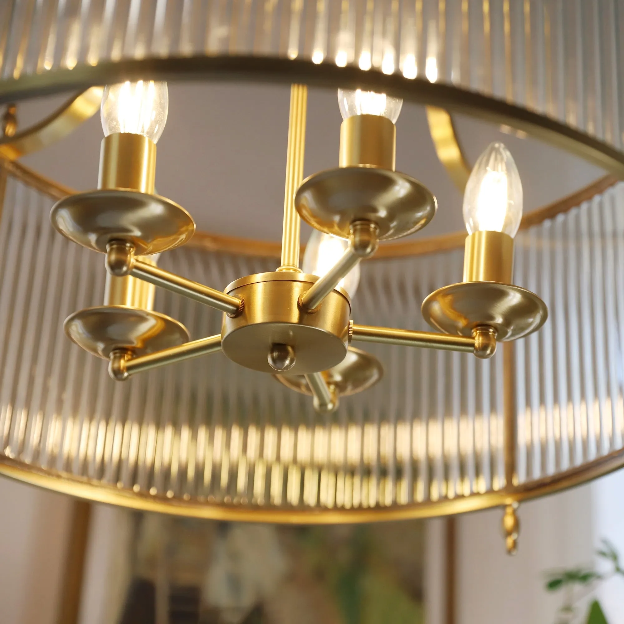 Lambeth Glass Chandelier D701