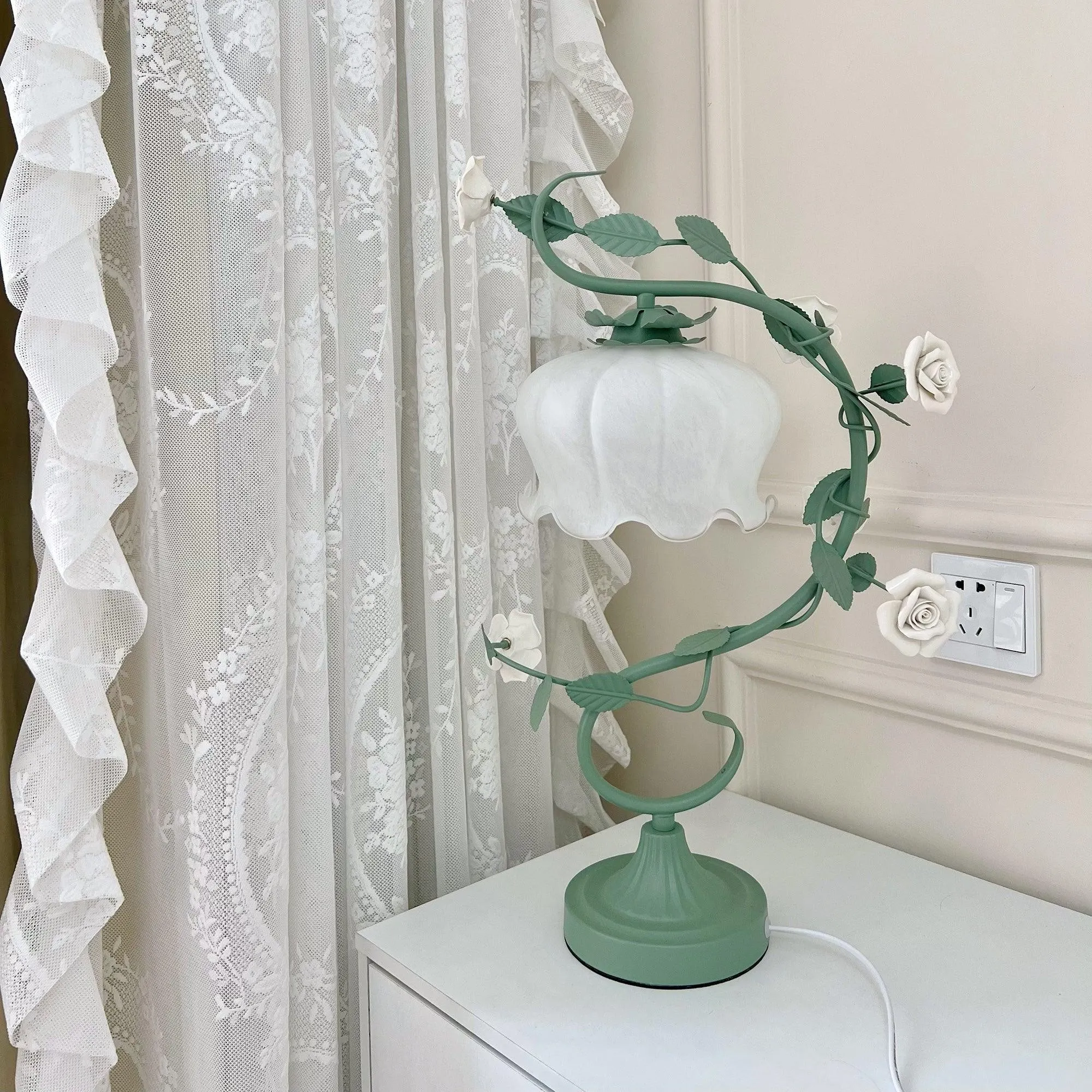Green Pink White Rose Flower Table Lamp M209