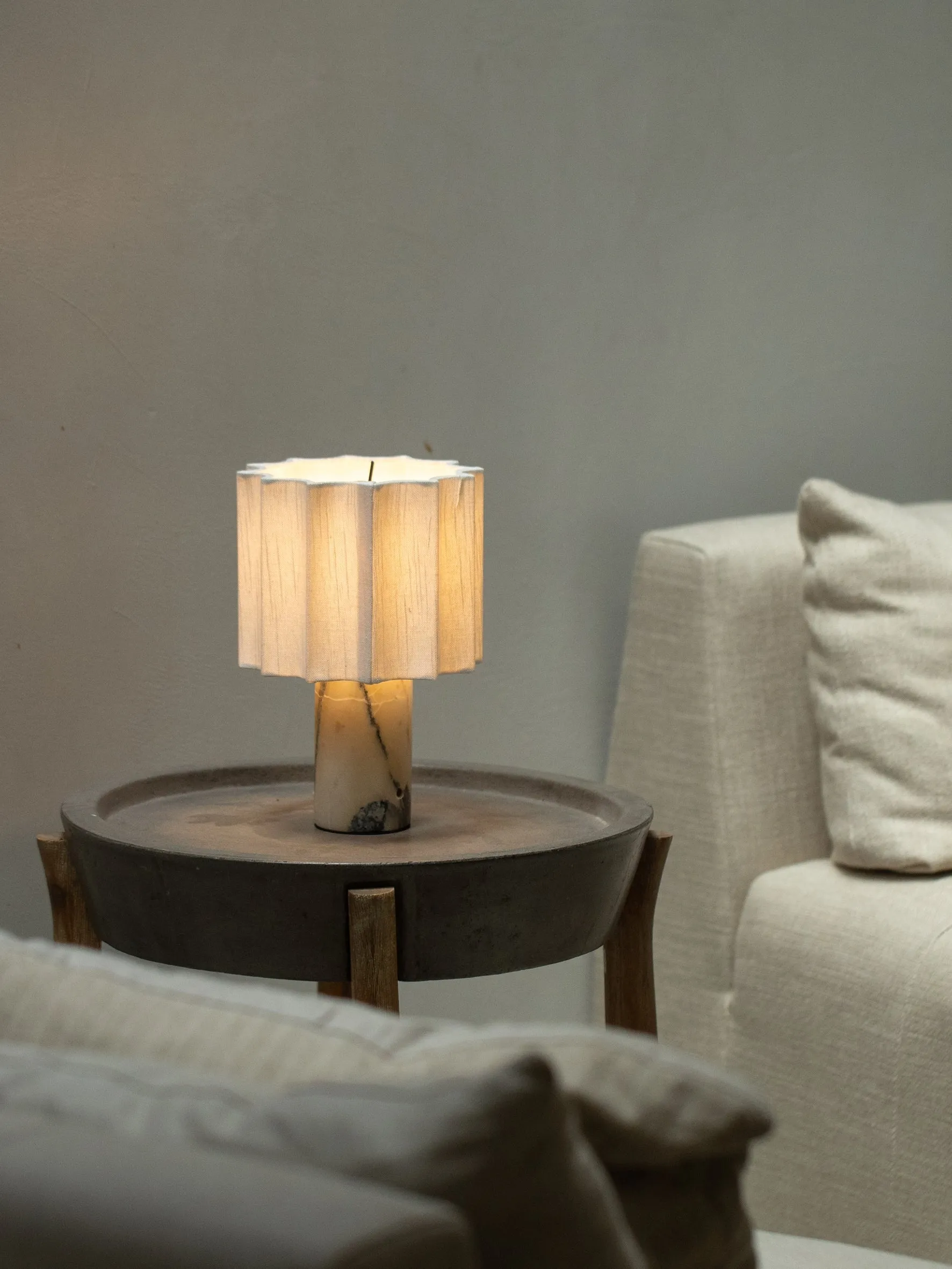 Valli Table Lamp D668