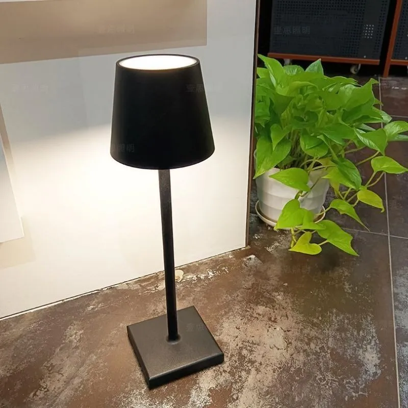 Cordless Rechargeable LED Table Lamp S11