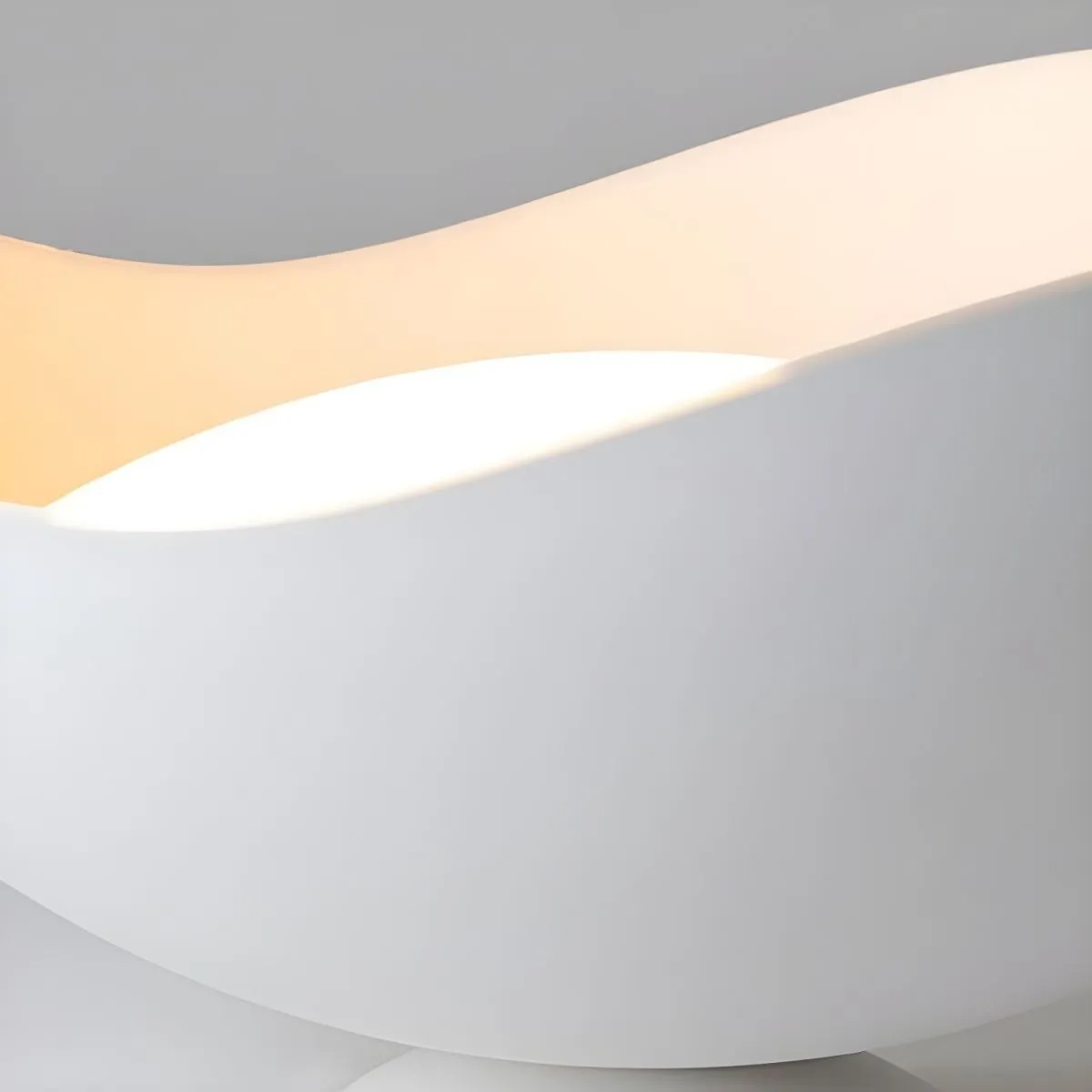 Simple Wave Ceiling Light M23