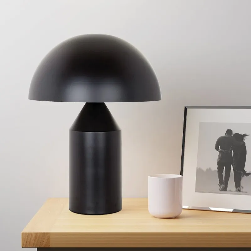 Modern Mushroom Metal Table Lamp for Bedroom