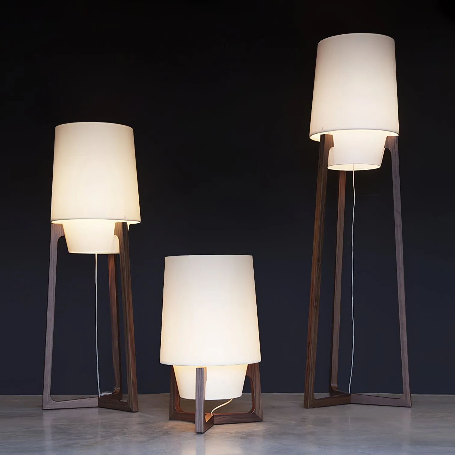 Modern Simple Chinese Style Solid Wood Floor Lamp M150